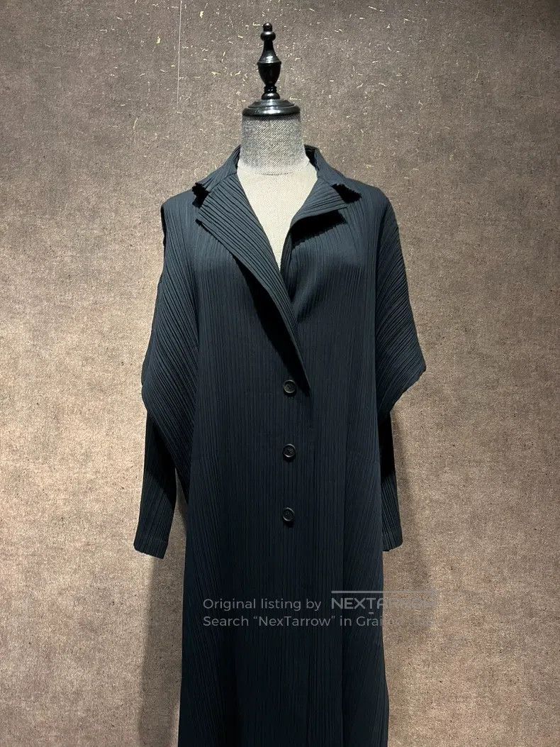 Issey Miyake Issey Miyake Long Pleated Trench Coat Size M / US 6-8 / IT 42-44 - 2 Thumbnail