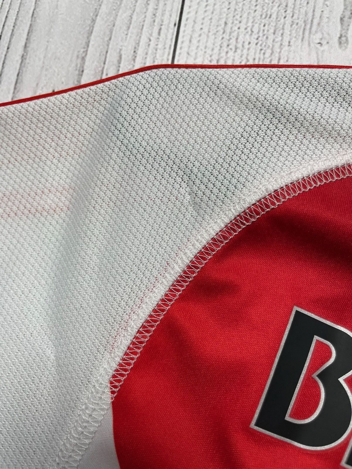 Adidas Vintage River Plate Atletico soccer jerseys adidas size M Size US M / EU 48-50 / 2 - 6 Thumbnail