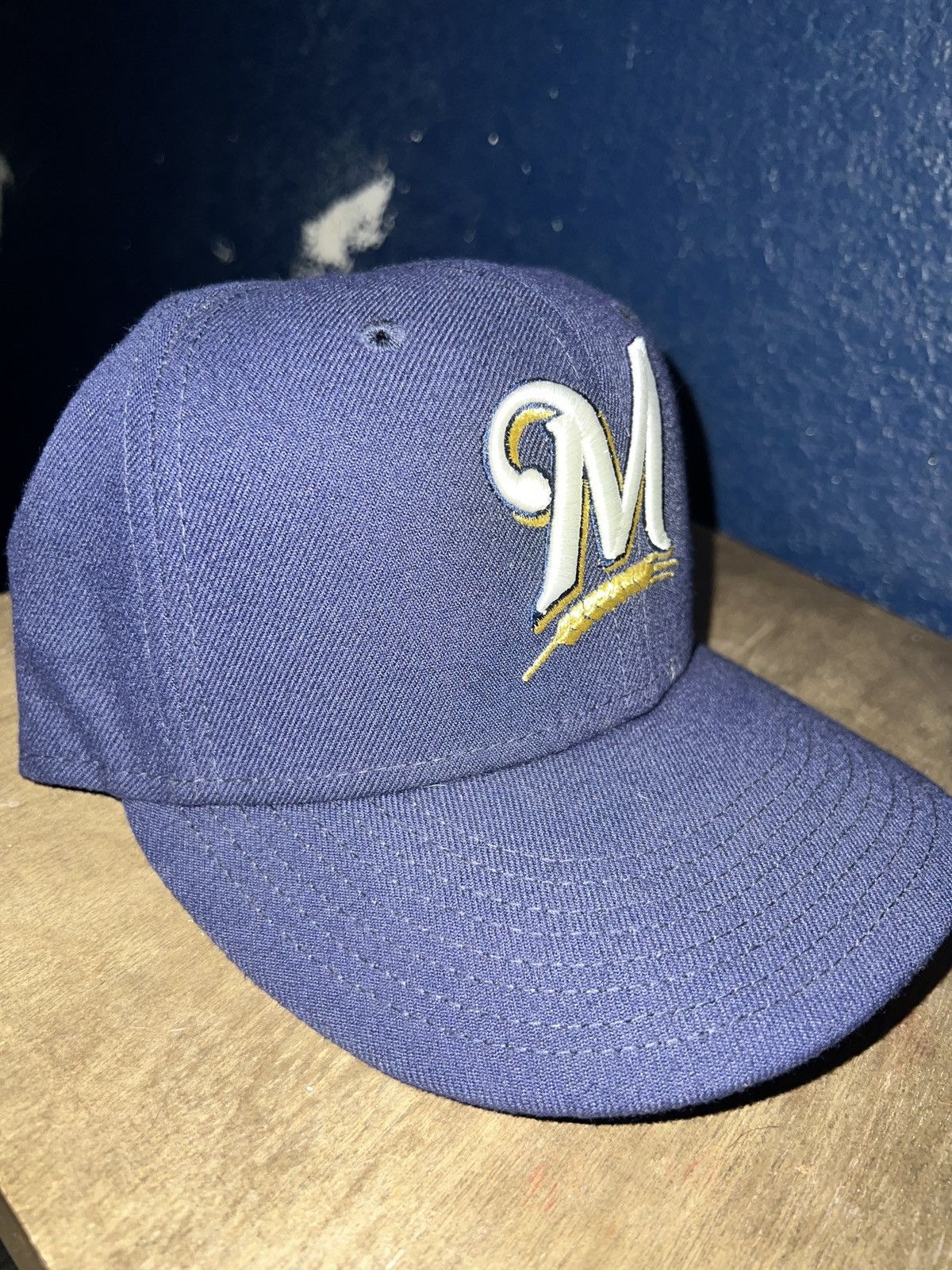 New Era Milwaukee Brewers fitted size 7 1/4 Size ONE SIZE - 3 Thumbnail