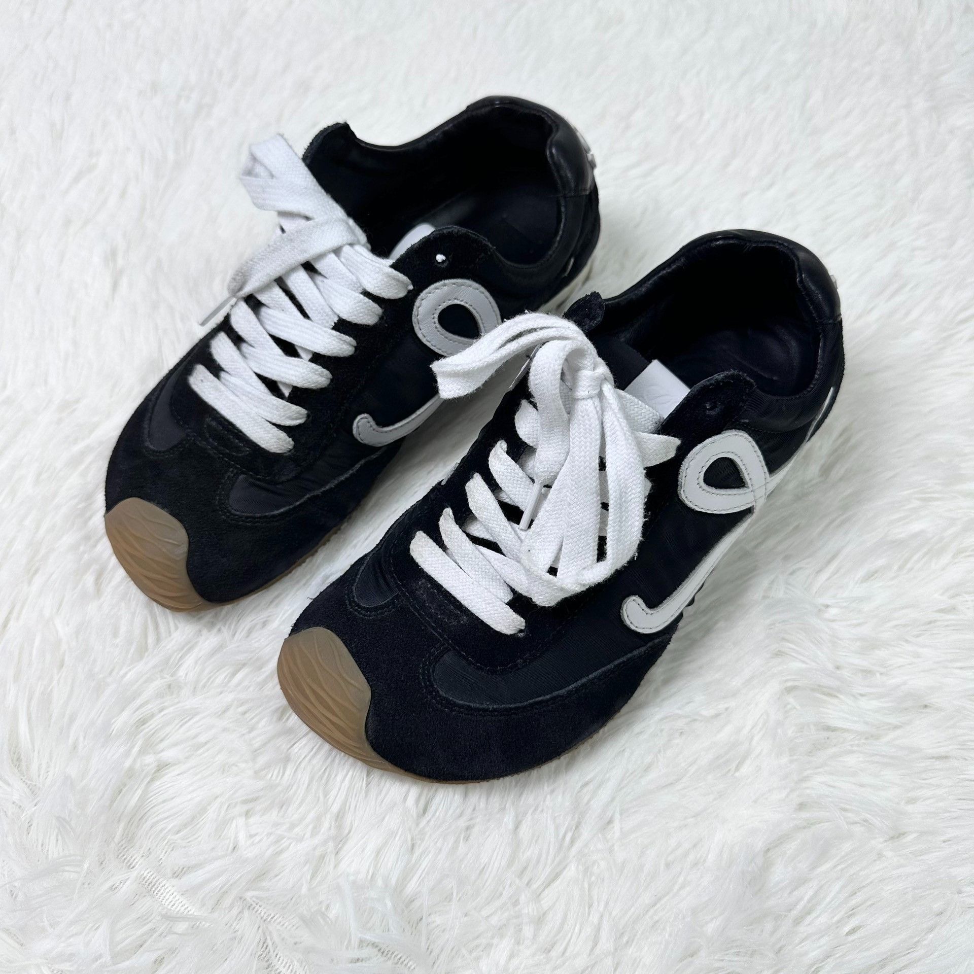Loewe Loewe Ballet Runner 2.0 Shoes Size US 5 / IT 35 - 1 Thumbnail