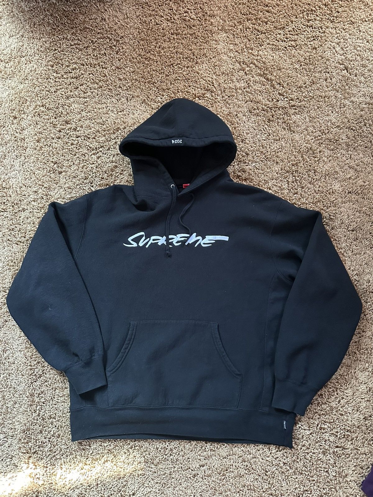 Supreme Supreme Futura hoodie 2024 like new Large black | Grailed
