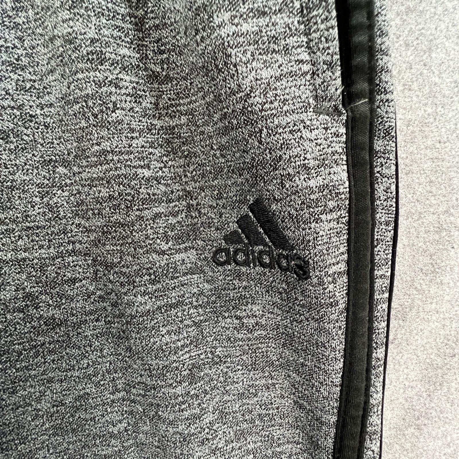 Adidas adidas Gray Pants Size XL (18/20) Size 27" / US 4 / IT 40 - 3 Thumbnail