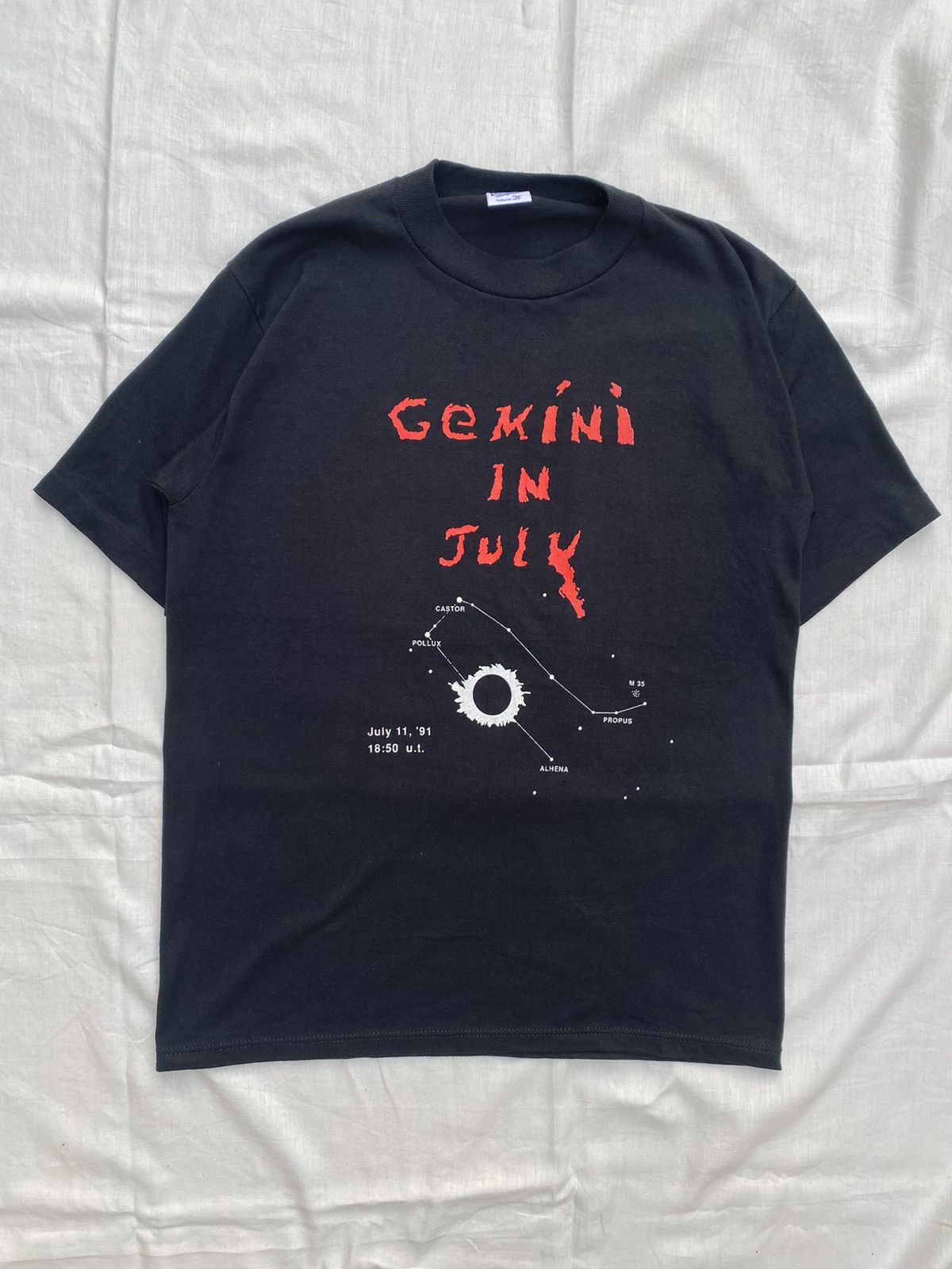 Vintage Vintage Corona Gemini in July Size US M / EU 48-50 / 2 - 7 Thumbnail