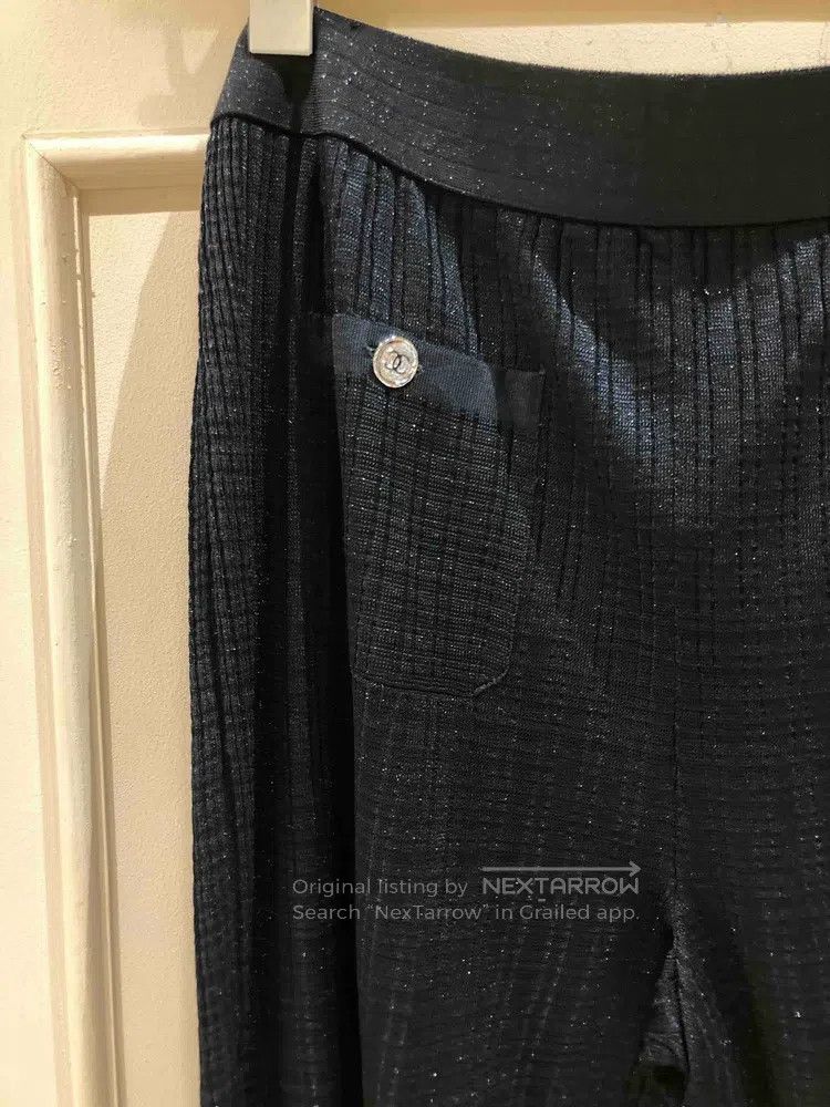 Chanel Chanel 23a Dakar black glitter trousers Size 25" / US 0 / IT 36 - 2 Thumbnail