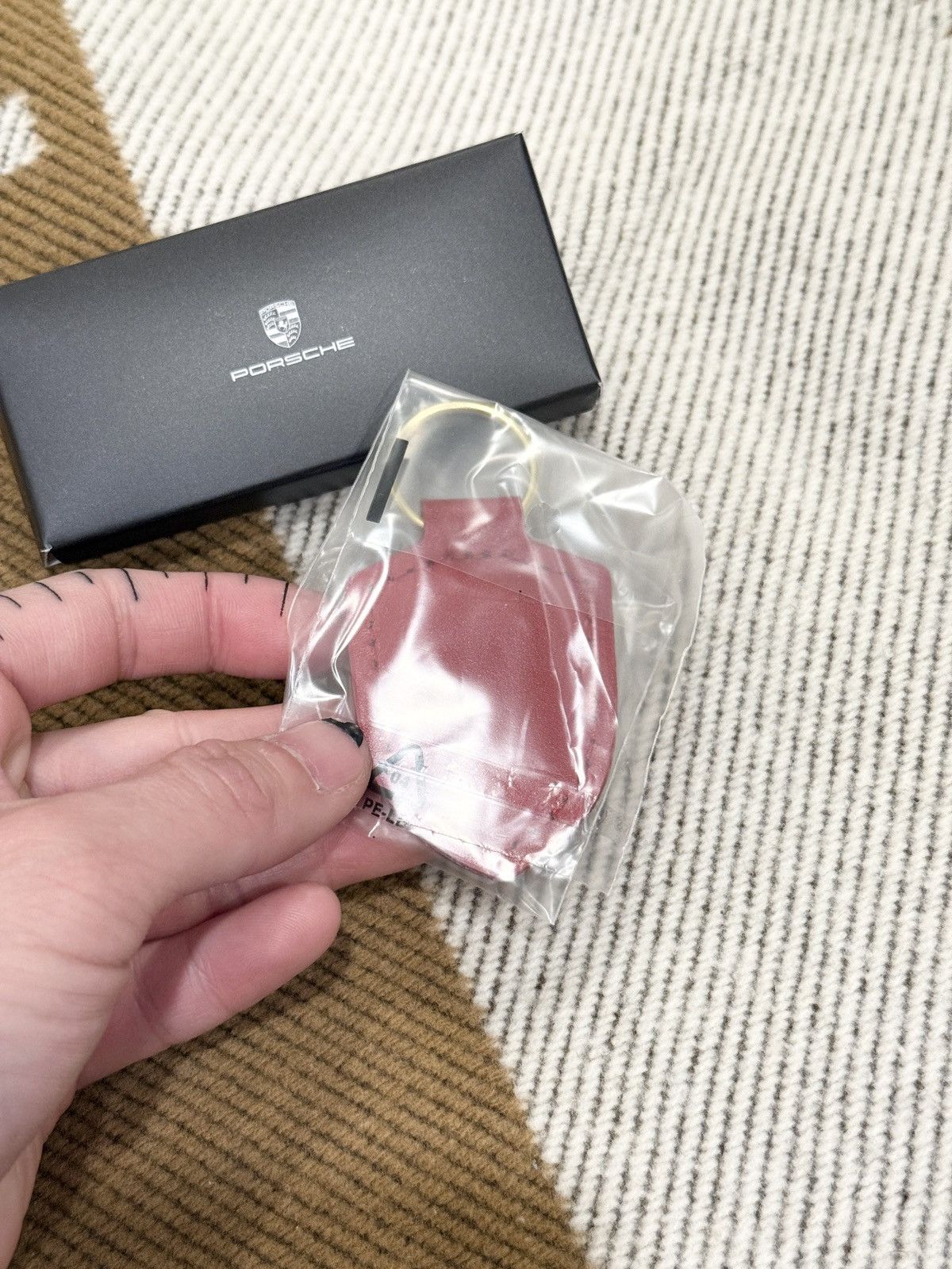 Porsche Design RARE! Authentic Porsche Red Crest Keyring Size ONE SIZE - 3 Thumbnail
