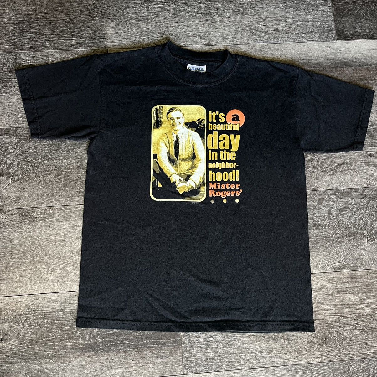 Vintage Vintage 2000s Mister Rogers Good Day in the Neighborhood Tee Size US XS / EU 42 / 0 - 1 Thumbnail