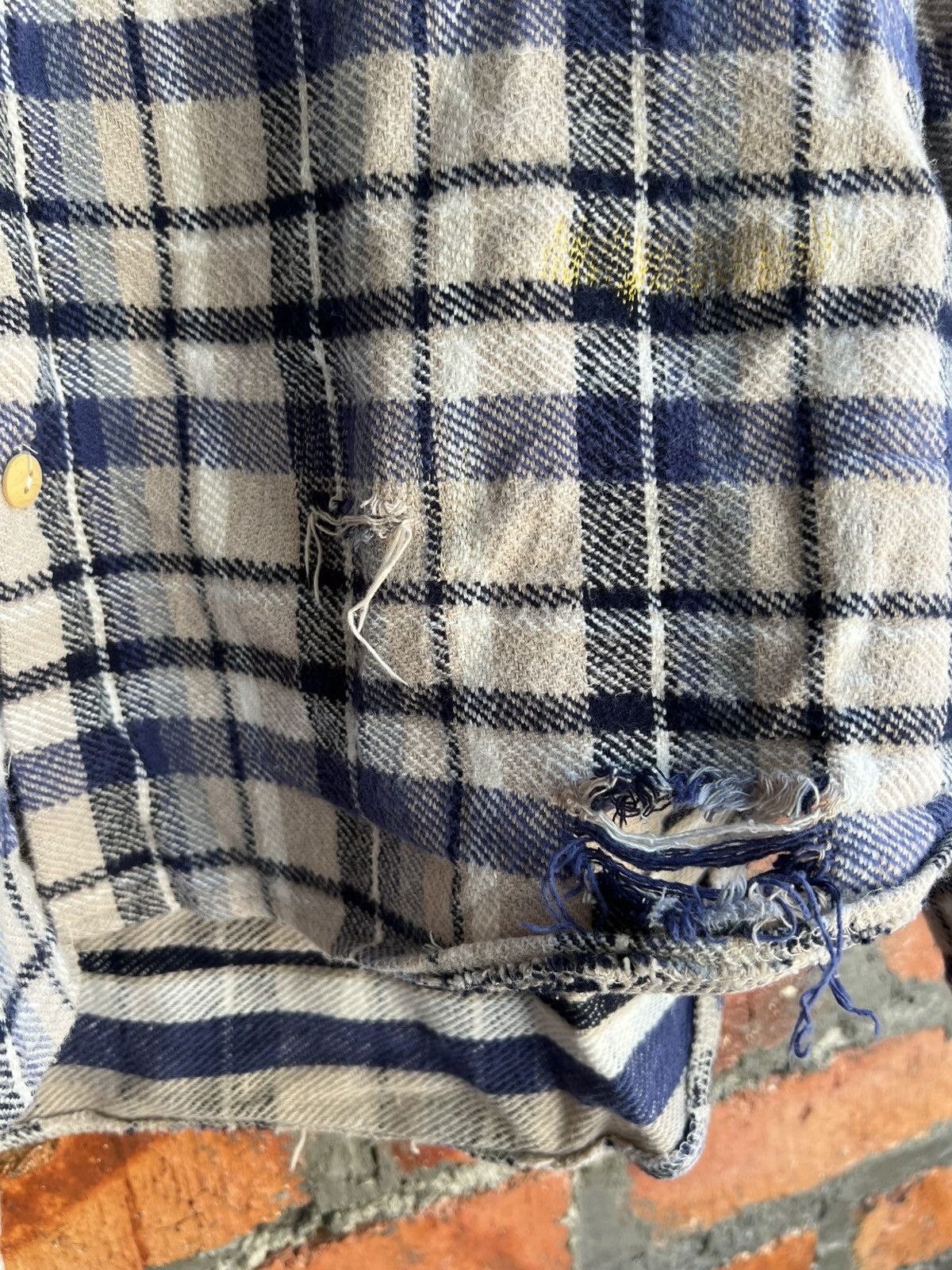 Vuja De Vuja De’ Distressed Flannel Shirt Size US XL / EU 56 / 4 - 4 Thumbnail