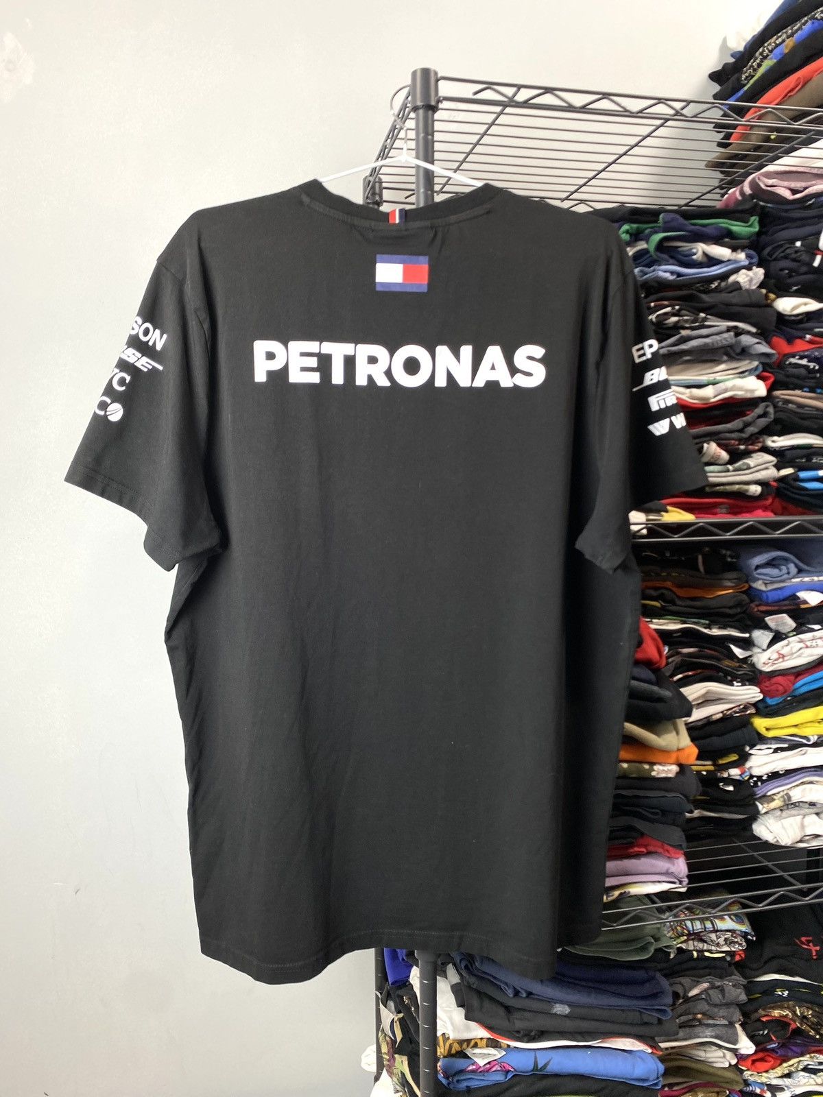 Mercedes-Benz Mercedes AMG Petronas Tommy Hilfiger Racing T Shirt Size US XL / EU 56 / 4 - 2 Thumbnail