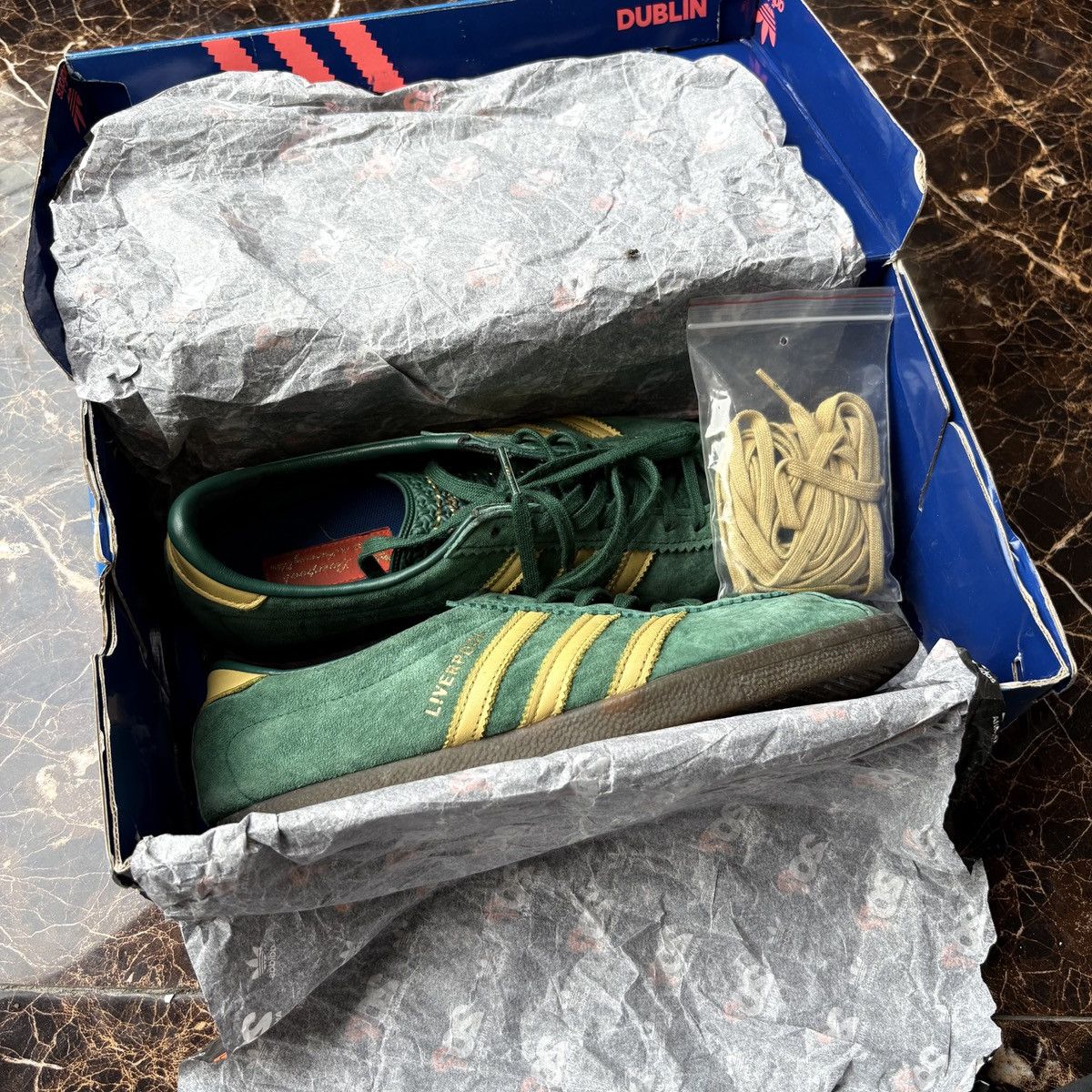 Adidas Adidas Liverpool City Series 1/2020 Size US 8.5 / EU 41-42 - 8 Thumbnail
