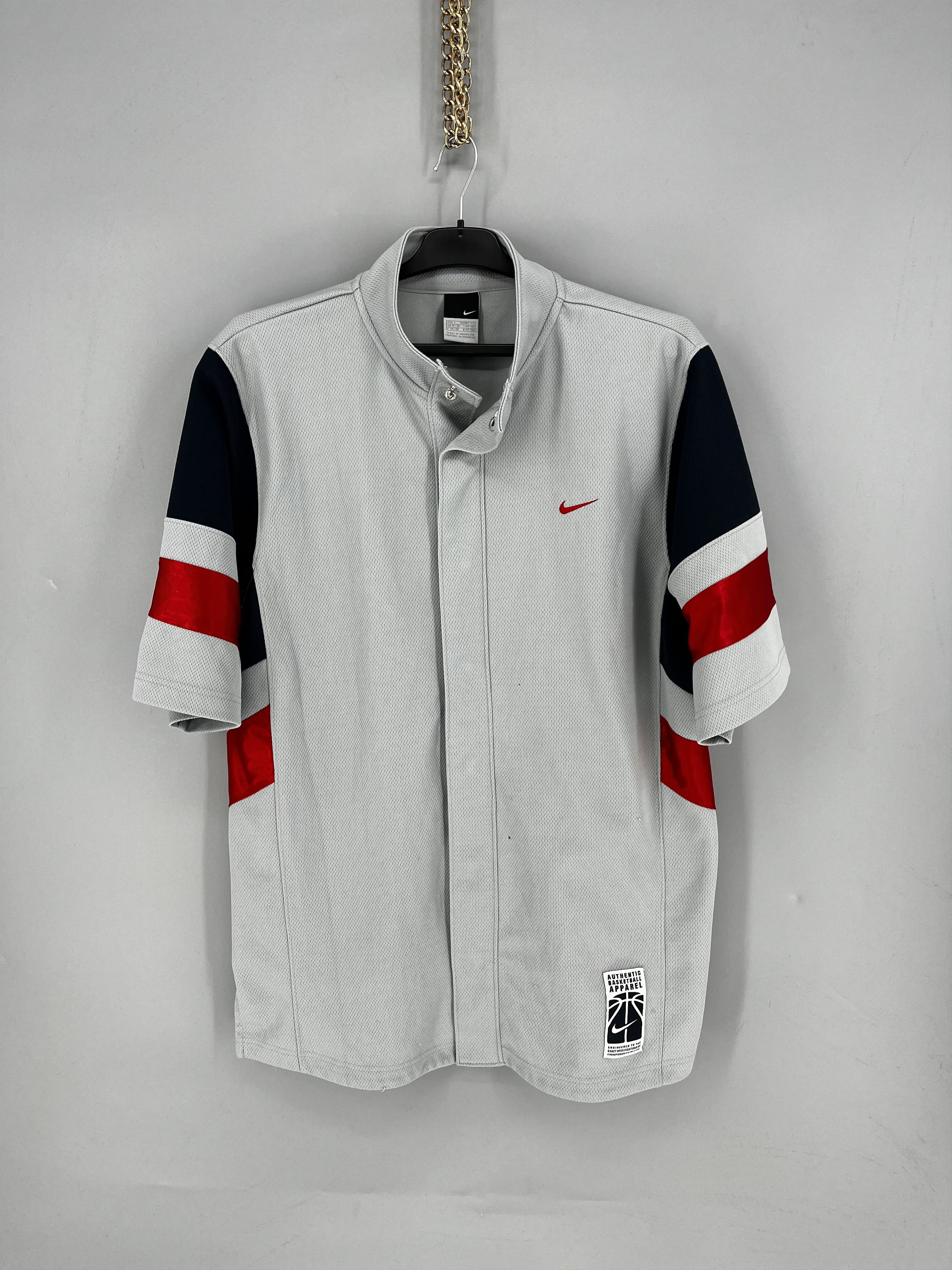 Nike Nike Vintage Basketball Jersey T-shirt Size S 2004 Size US S / EU 44-46 / 1 - 1 Thumbnail