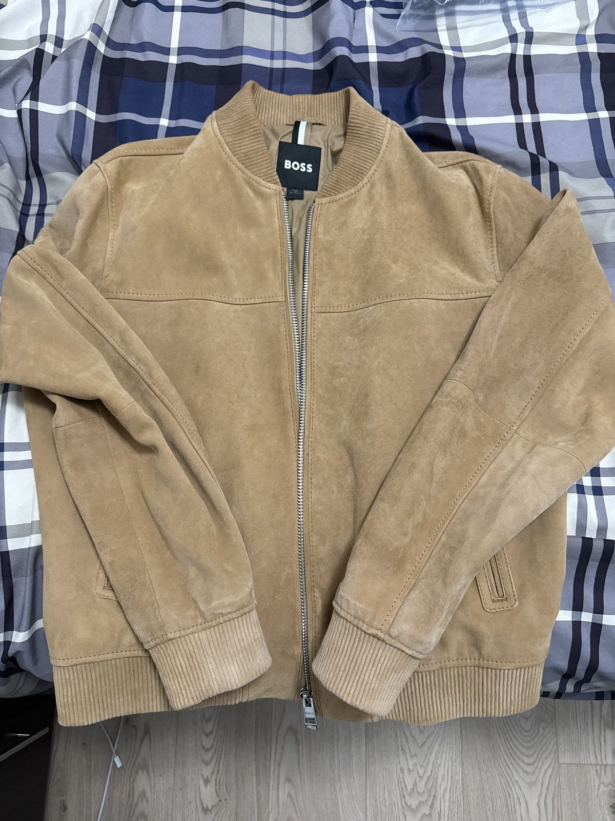 Hugo Boss Bomber Style Suede Jacket Size US M / EU 48-50 / 2 - 3 Thumbnail