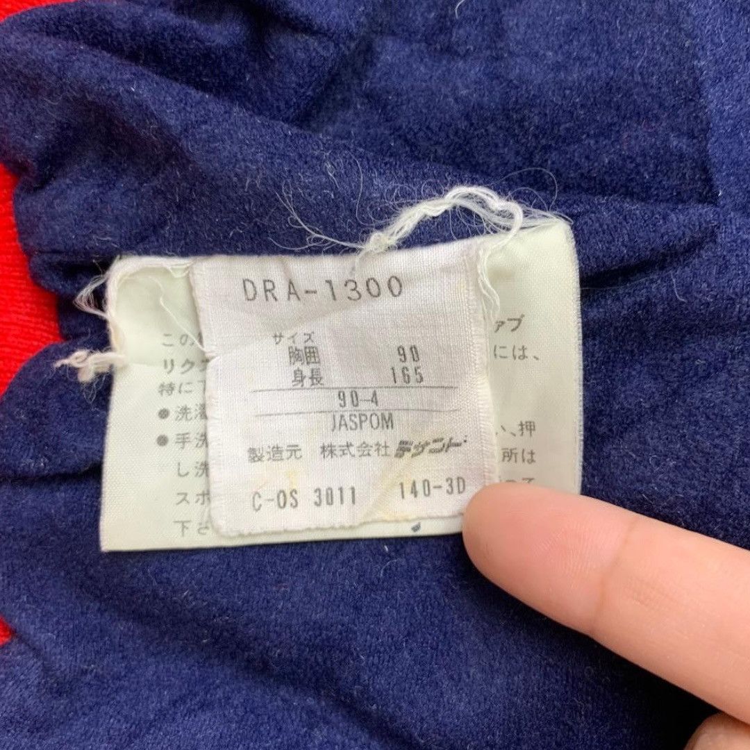 Vintage Vintage DESCENTE GORE-TEX Ski Snow Multi Bomber Jacket Size US L / EU 52-54 / 3 - 11 Thumbnail