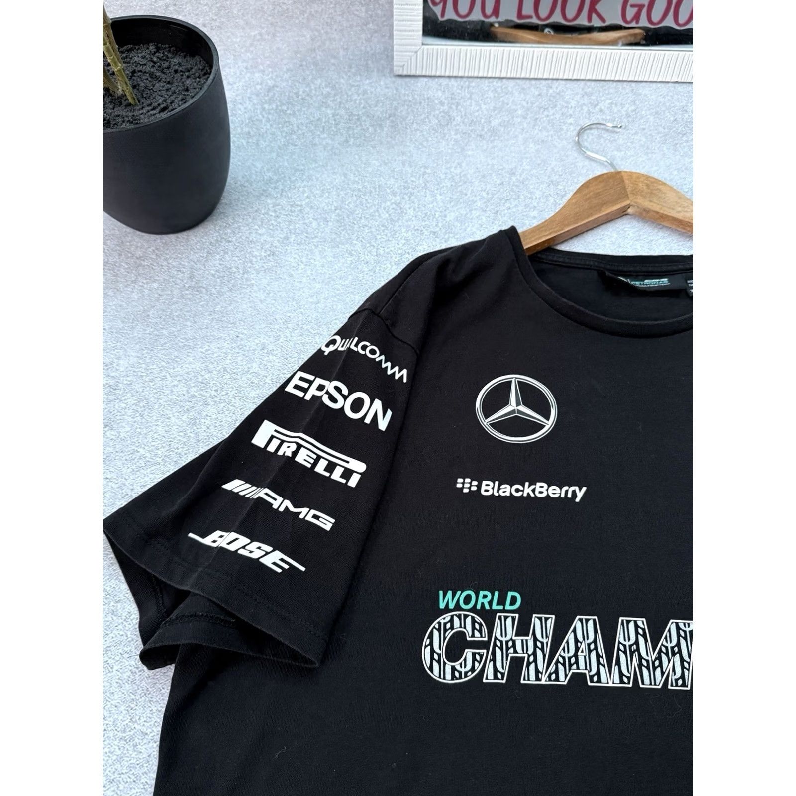 Mercedes-Benz Mercedes-Benz Formula 1 Racing T-Shirt Mens XXL Black Crew Neck Short Sleeve Hugo Boss Champion AMG Petronas Nike? Size US XXL / EU 58 / 5 - 5 Thumbnail