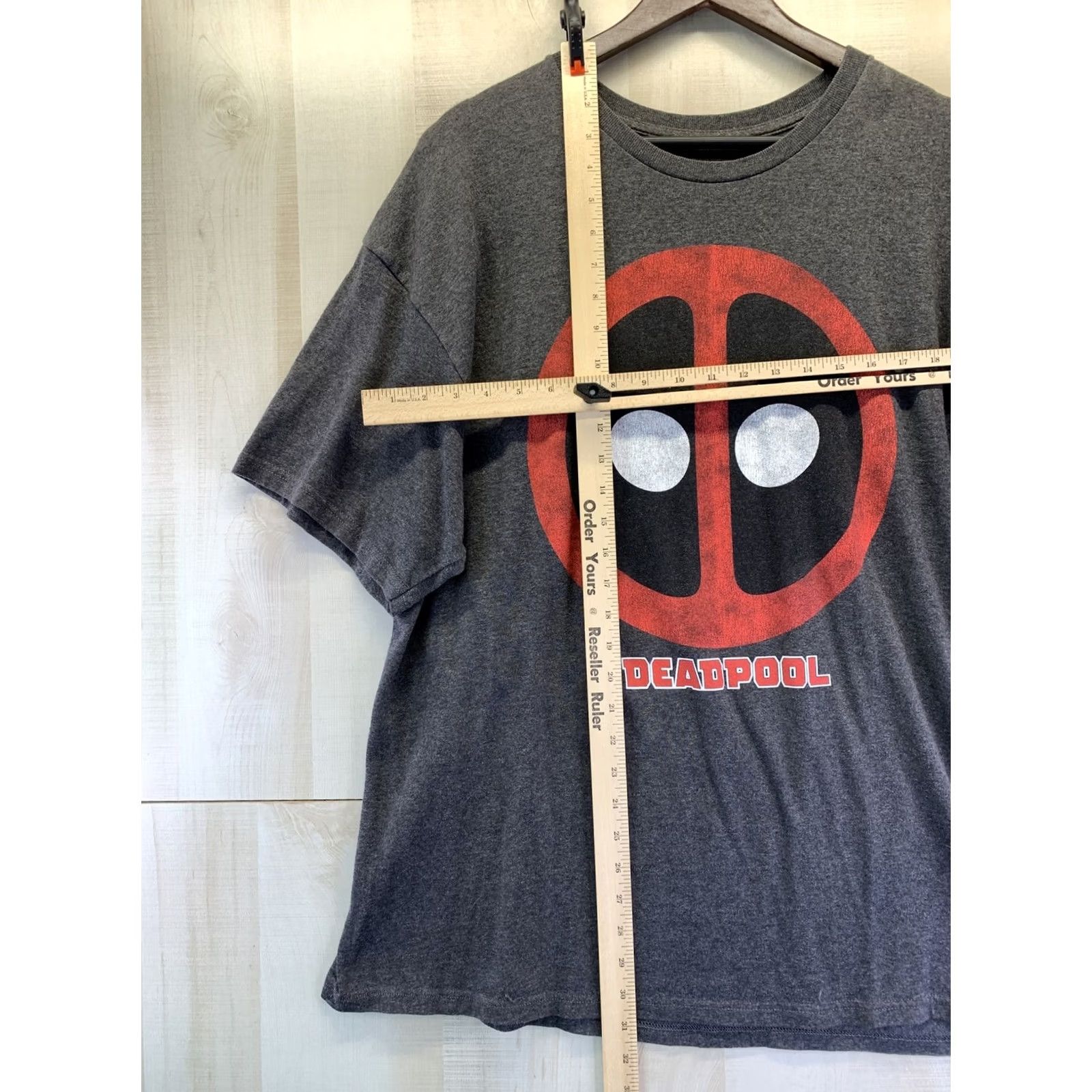 Vintage Marvel DEADPOOL Mens Distressed Graphic Tee Gray Short Sleeve Shirt Sz 2XL-5429 Size US XXL / EU 58 / 5 - 5 Thumbnail