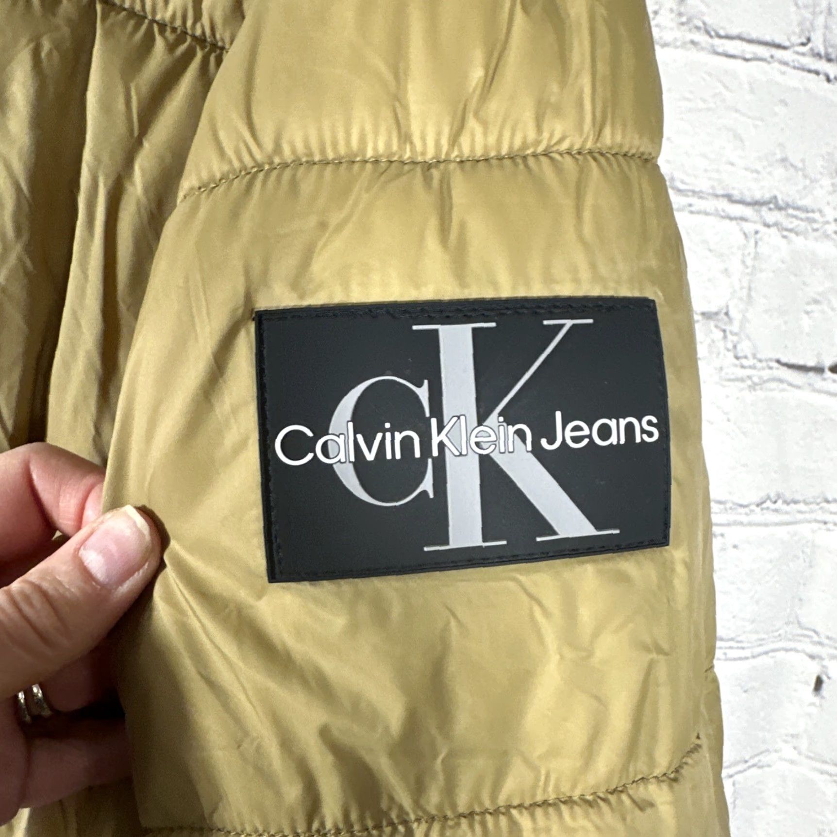Calvin Klein Calvin Klein Women’s Medium Puffer Jacket Hooded Zip up Winter Coat Size M / US 6-8 / IT 42-44 - 3 Thumbnail