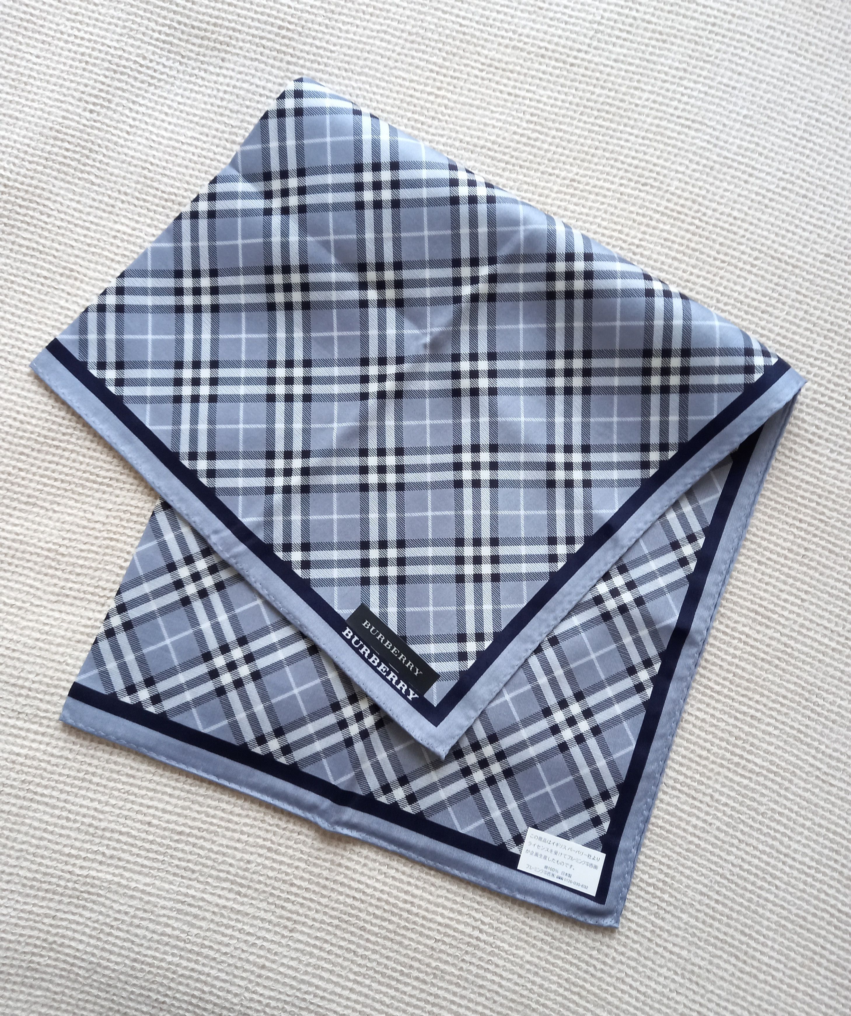 Burberry × Vintage NEW Burberry bandana/handkerchief/scarf NOVA CHECK Size ONE SIZE - 1 Thumbnail