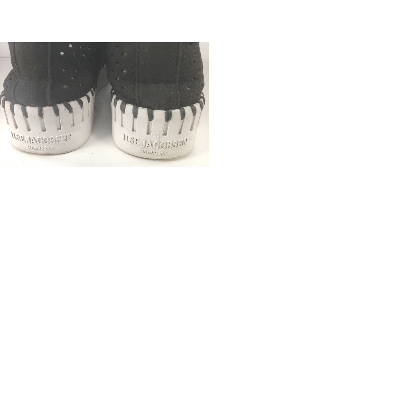 Ilse Jacobsen VINTAGE ILSE JACOBSEN Women's Tulip 3373 PLATFORM Perforated Slip On Black 7-7.5, 38EU Size US 5.5 / IT 35.5 - 9 Thumbnail