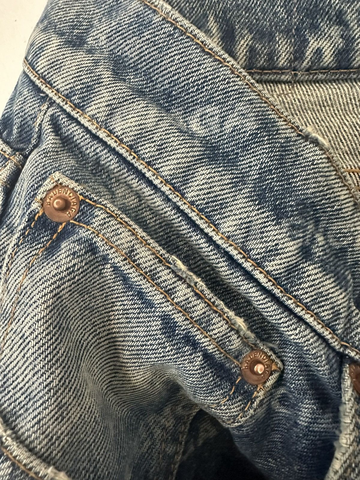 Balenciaga Balenciaga All Over Logo Jeans Size Small Size US 30 / EU 46 - 4 Thumbnail