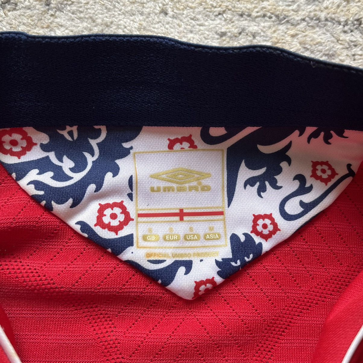 Umbro 2008/2010 England Away Jersey Umbro Blokecore Lampard Size US S / EU 44-46 / 1 - 8 Thumbnail