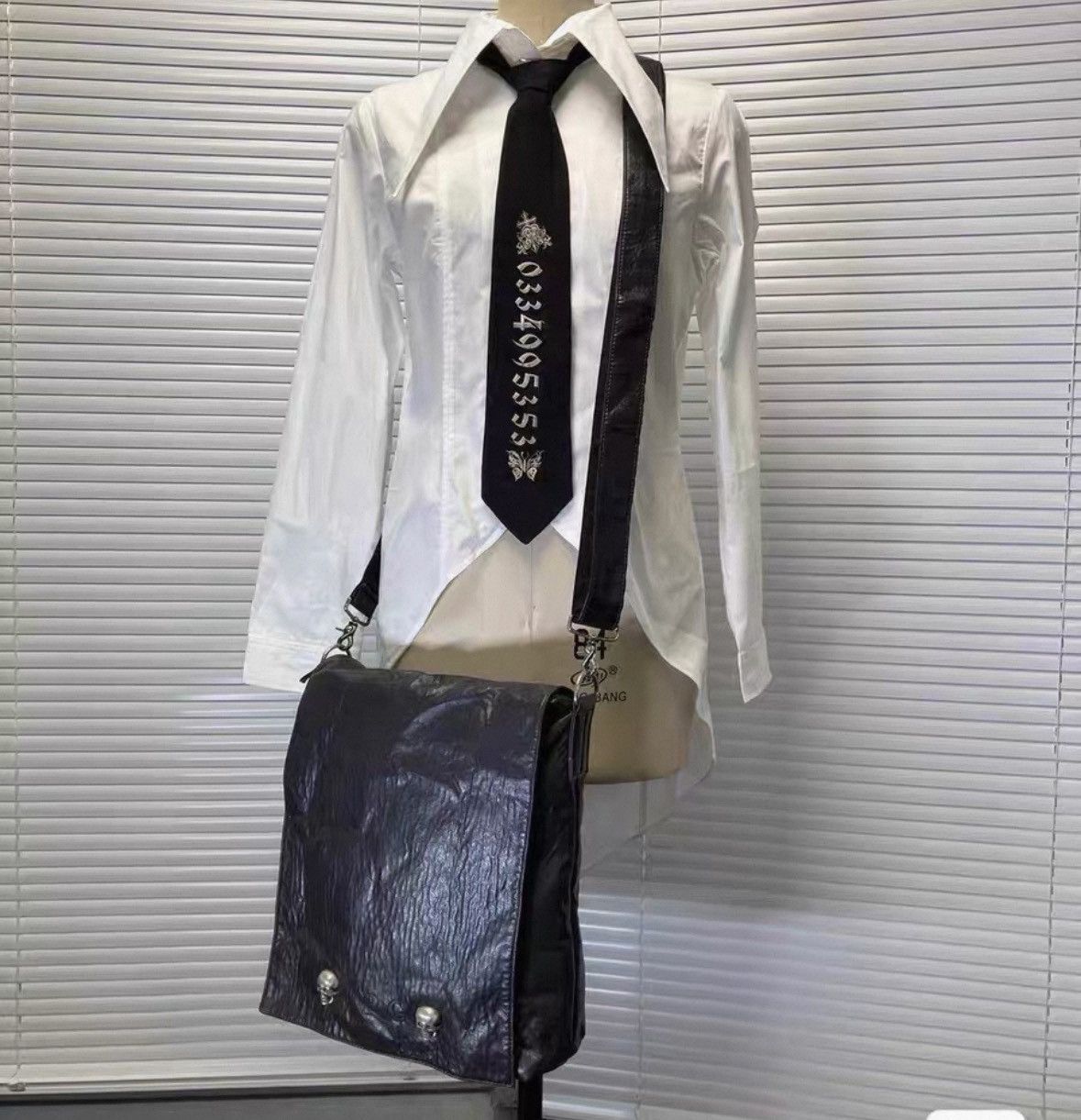 Jean Paul Gaultier Metal Skulls Cross Body Bag-2505 Size ONE SIZE - 3 Thumbnail
