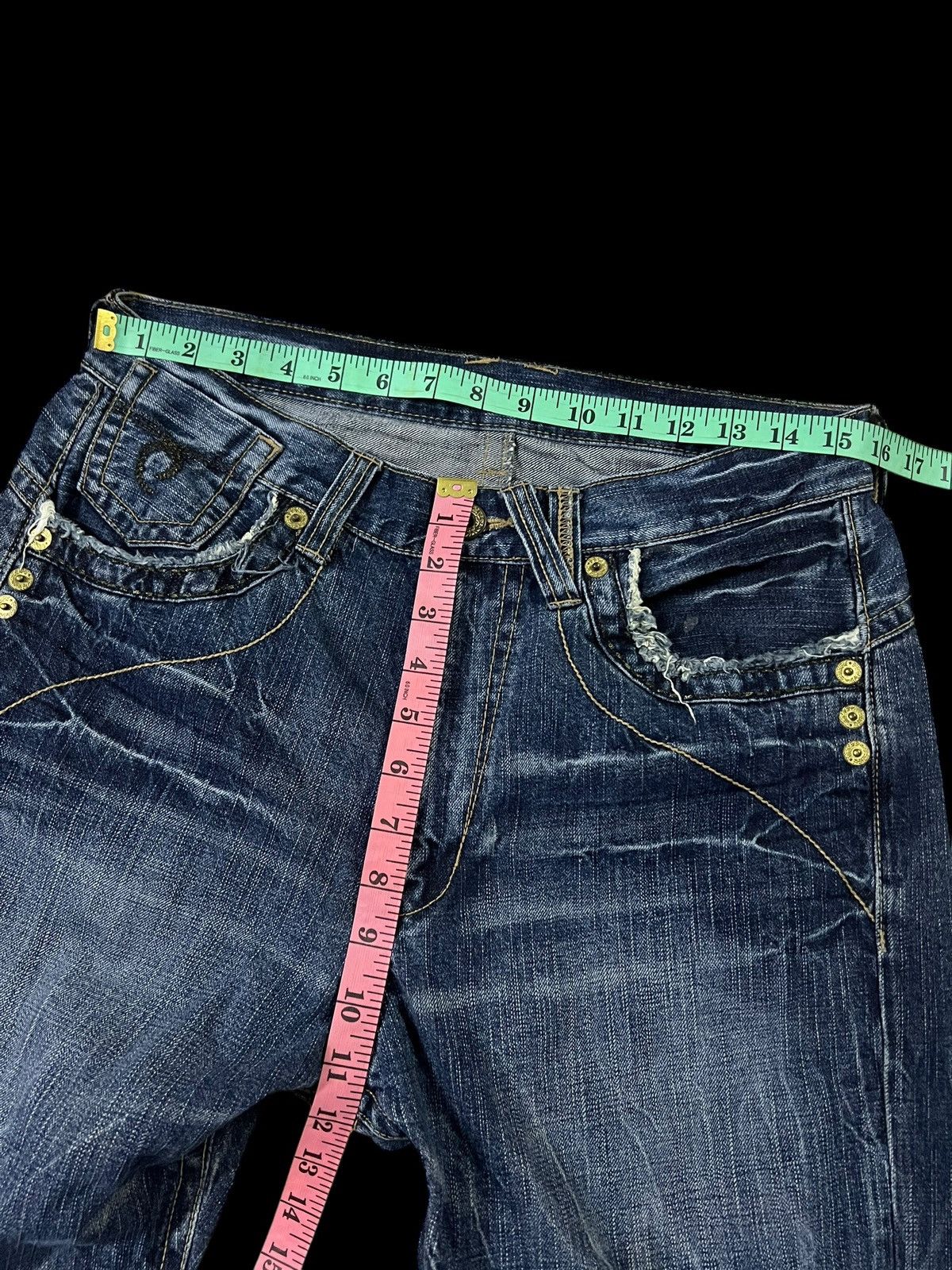 💥FLARE💥VINTAGE 90’s STYLE JAPANESE BRAND DISTRESS JEANS