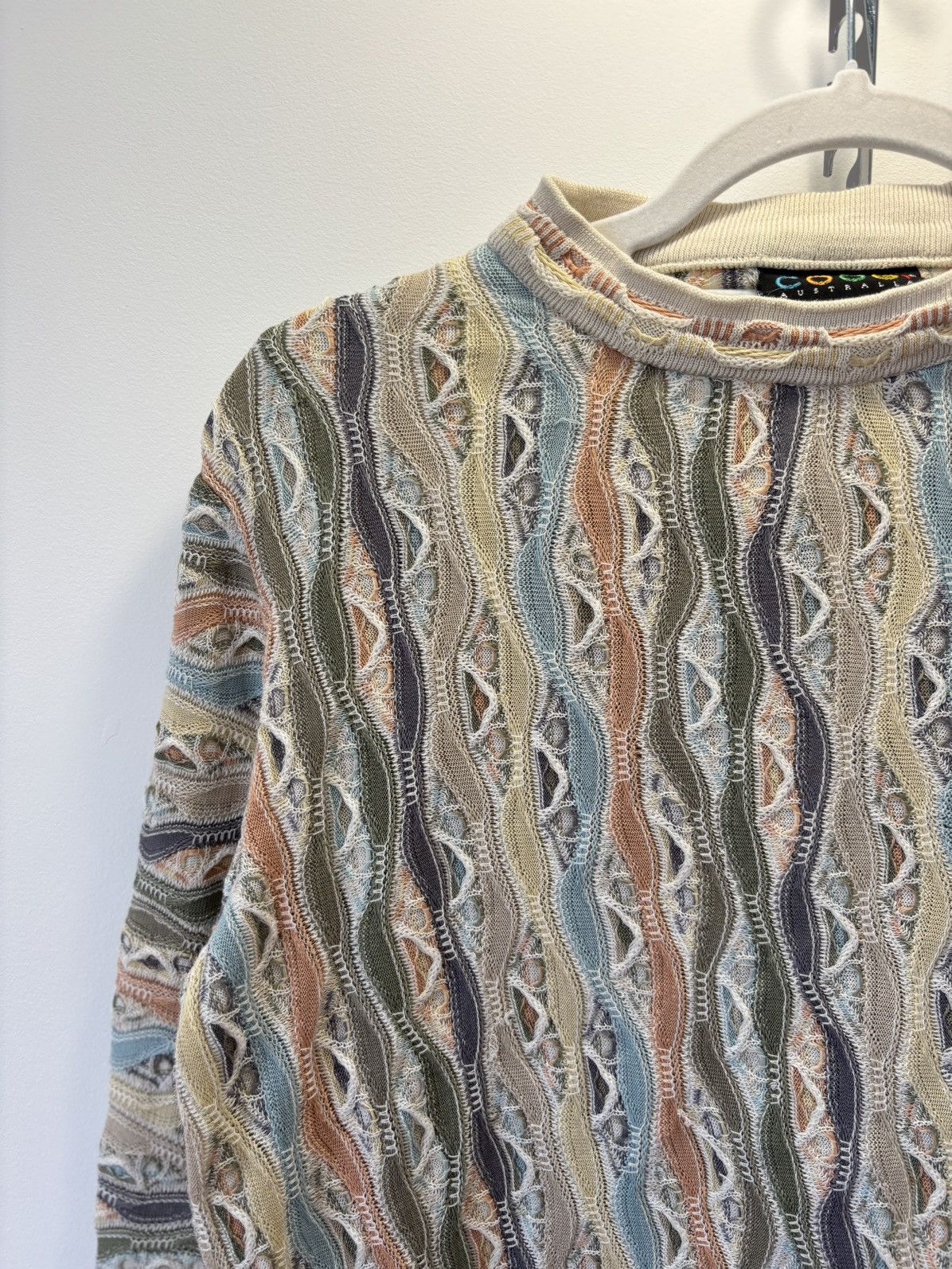 Coogi Coogi Vintage Pastel 3D Knit Sweater Women’s S 100% cotton Size S / US 4 / IT 40 - 2 Thumbnail