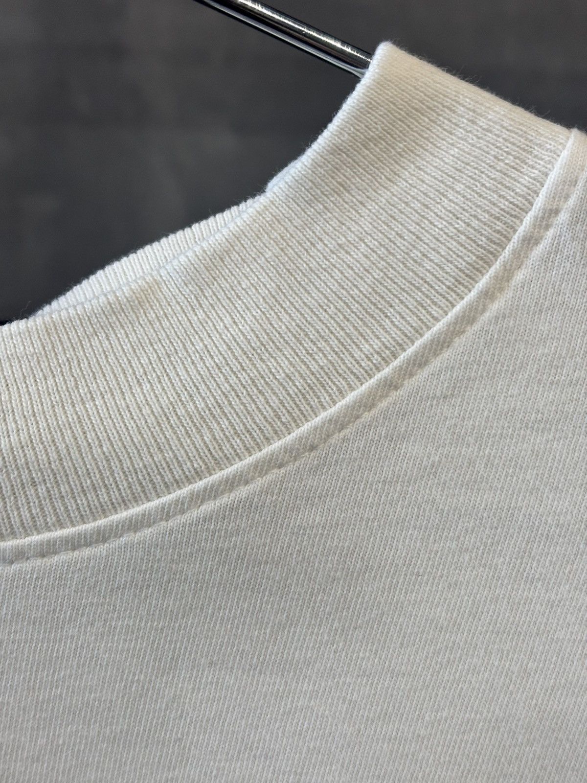 HELLSTAR HELLSTAR CURSIVE WHITE LOGO LONGSLEEVE SIZE L Size US L / EU 52-54 / 3 - 5 Thumbnail