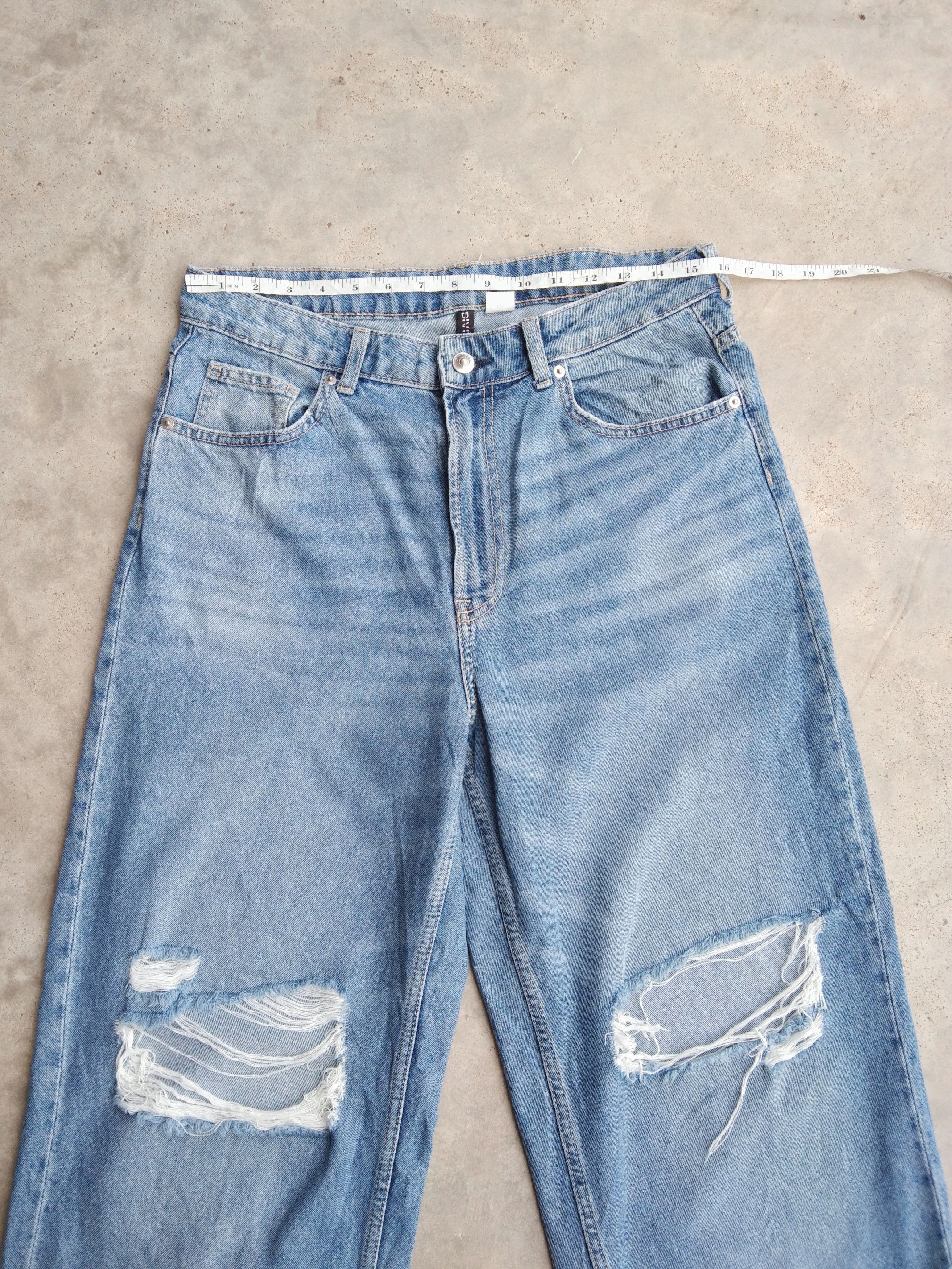 H&M Hennes & Mauritz Distressed Loose Baggy Jeans 31x29 Size US 31 - 3 Thumbnail