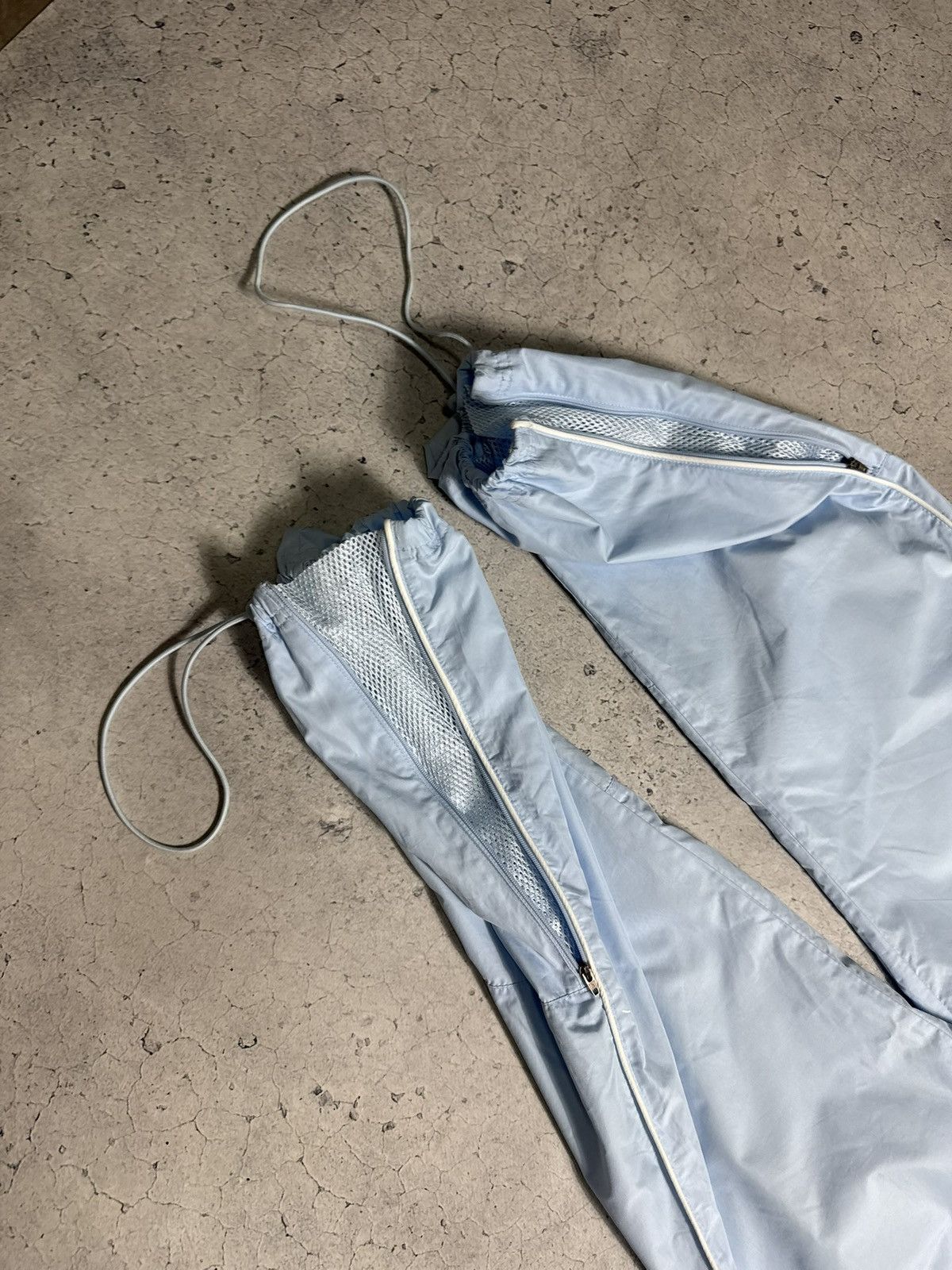 Nike Nike Vintage Nylon Track Pants Baggy Swoosh TN Blue Size US 32 / EU 48 - 7 Thumbnail