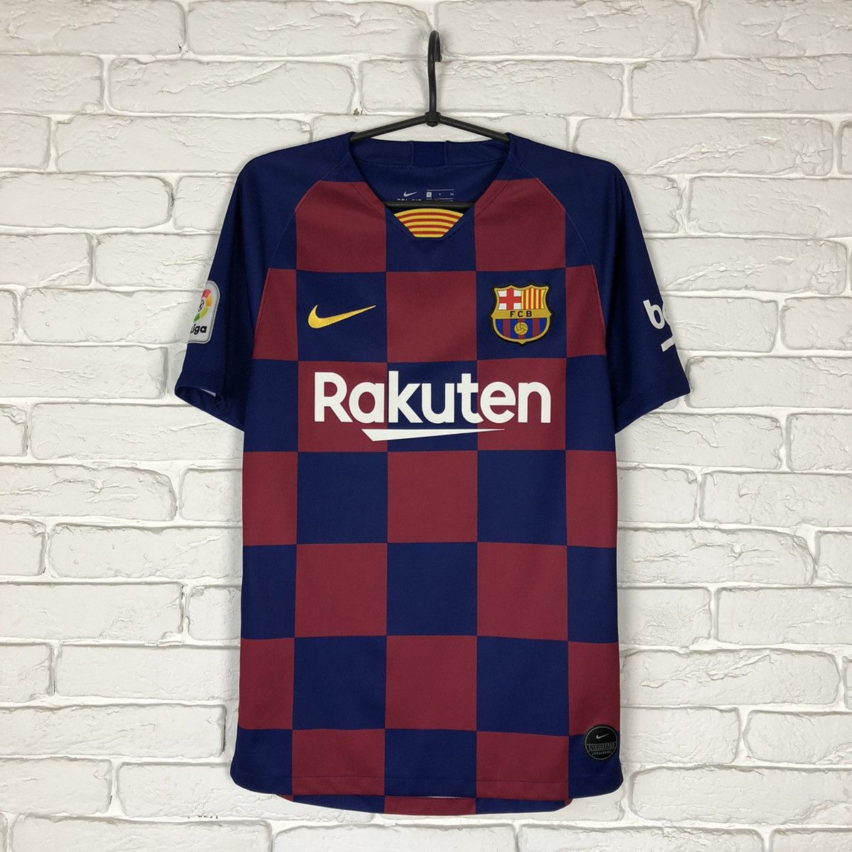 Nike Barcelona Nike 2019 2020 home soccer jersey Size US S / EU 44-46 / 1 - 1 Thumbnail
