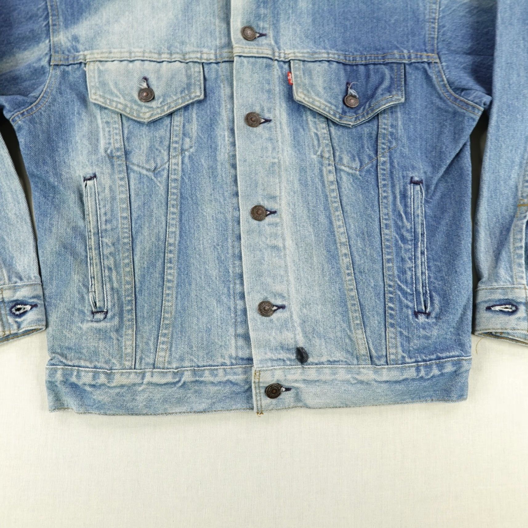 Levi's VINTAGE Levi's Jacket Mens XS Blue Denim Trucker Coat 80s Outdoor Regular Fit Size US 27 - 5 Thumbnail