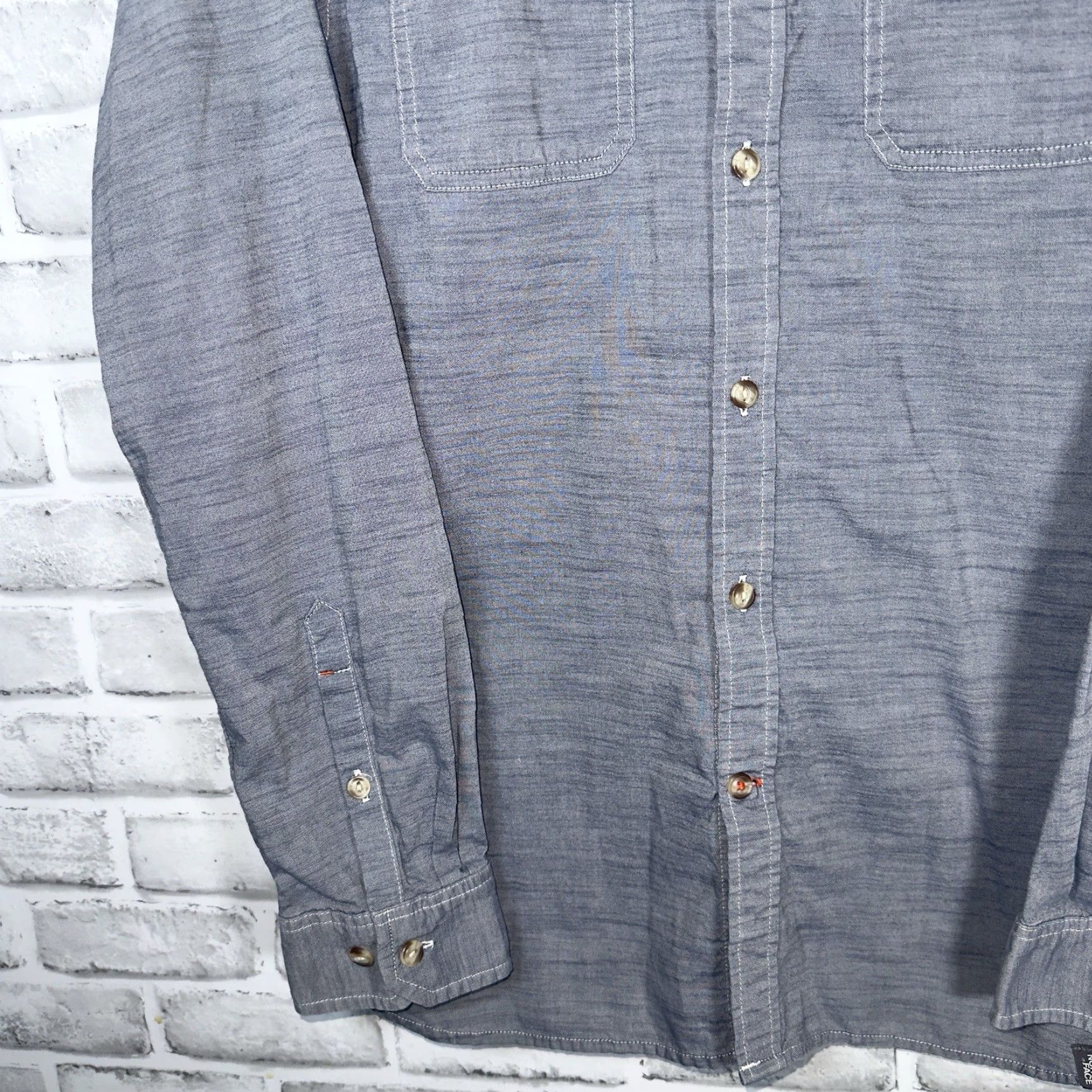 The North Face THE NORTH FACE Gray Long Sleeve Button-Up Shirt Adult L Casual Mens Size US L / EU 52-54 / 3 - 3 Thumbnail