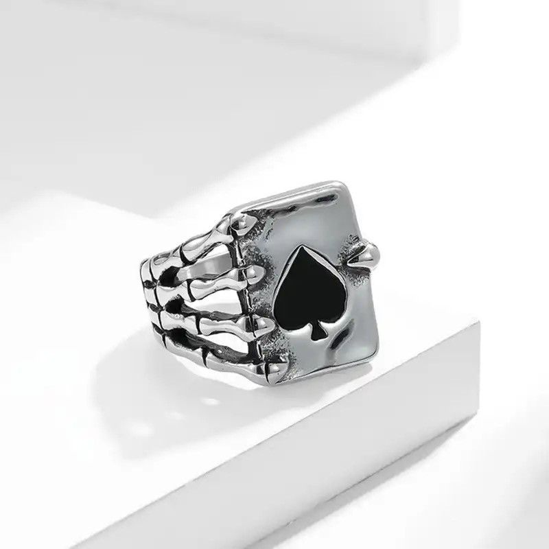 Jewelry × Vintage Vintage Ace of Spades Playing Card Poker Skull Hand Ring Size ONE SIZE - 4 Thumbnail