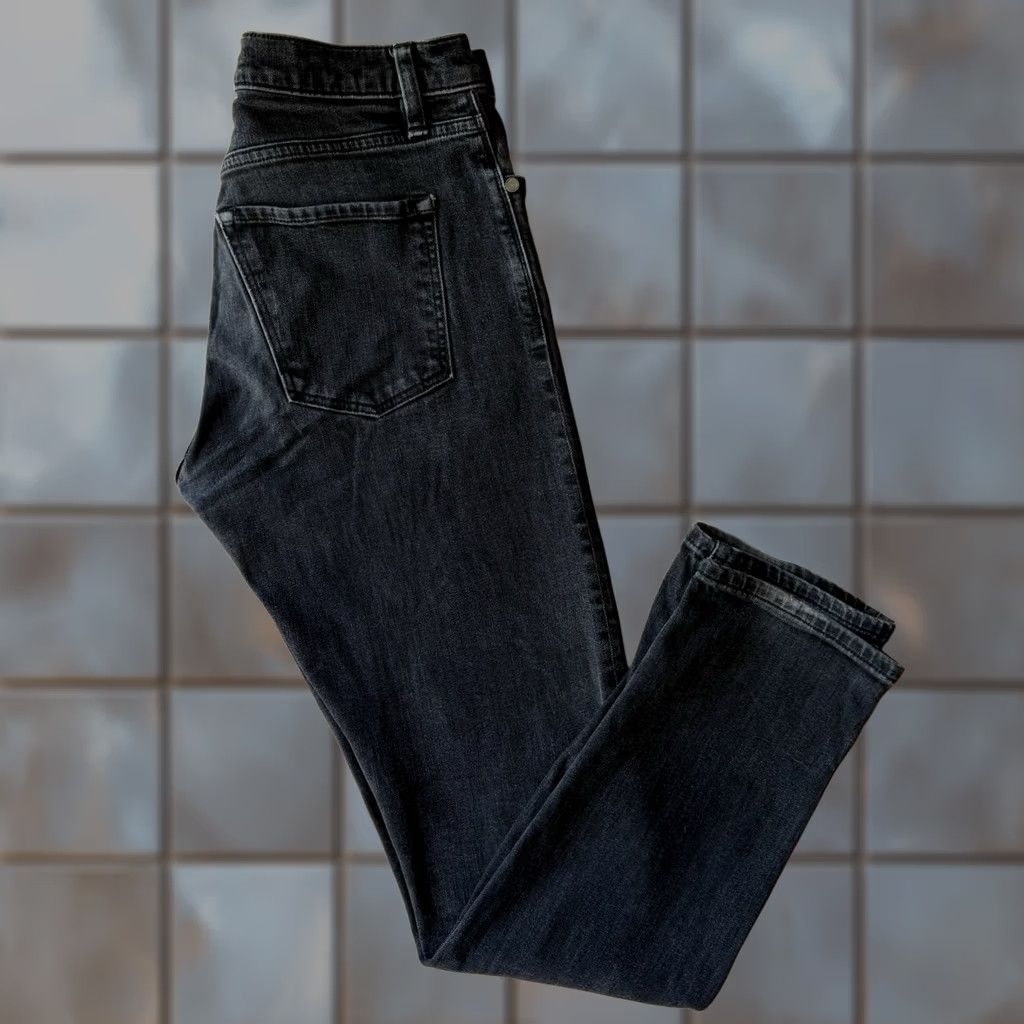 Flint And Tinder Flint and Tinder Jeans 30 Black Denim Casual Tapered Slim Fit Men Regular Rise Mid 10-12 in Inseam 31 in USA Levi's 500 Series Logo Vintage No Size US 30 / EU 46 - 1 Thumbnail