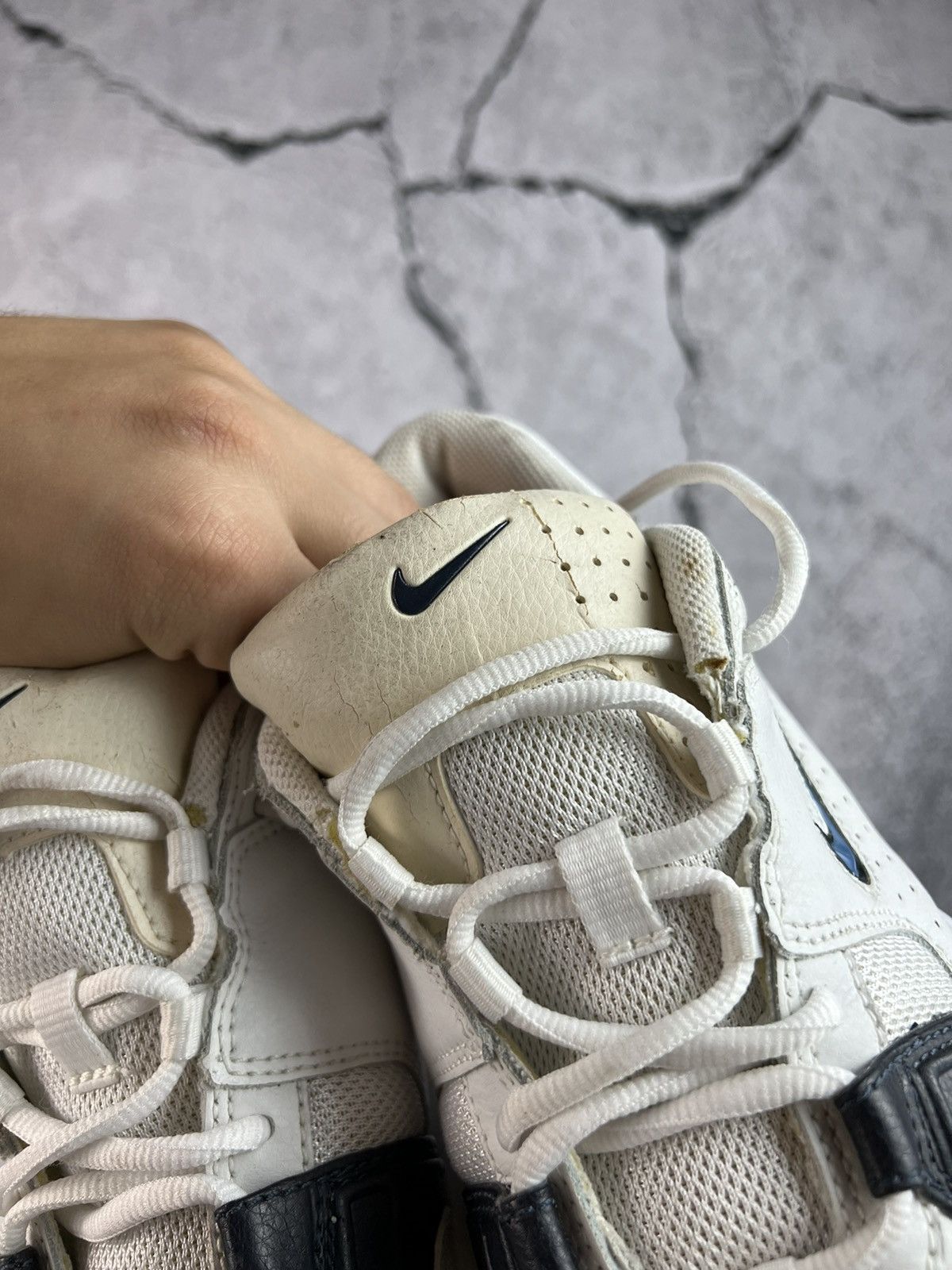 Nike Vintage Nike Air 00s 2003 White/black sneakers shoe Size US 9.5 / EU 42-43 - 9 Thumbnail