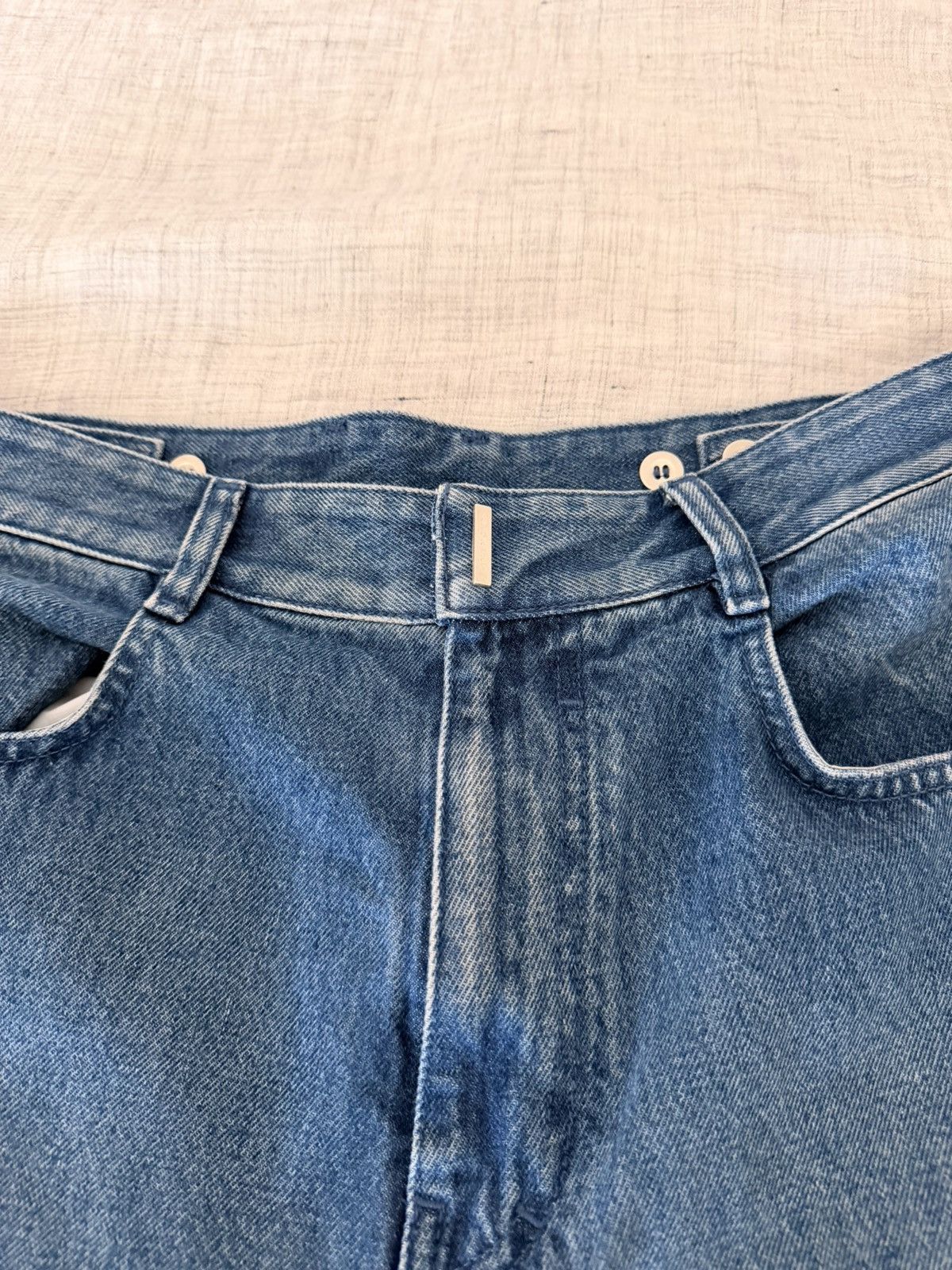 Givenchy Givenchy Denim Shorts Size US 32 / EU 48 - 3 Thumbnail