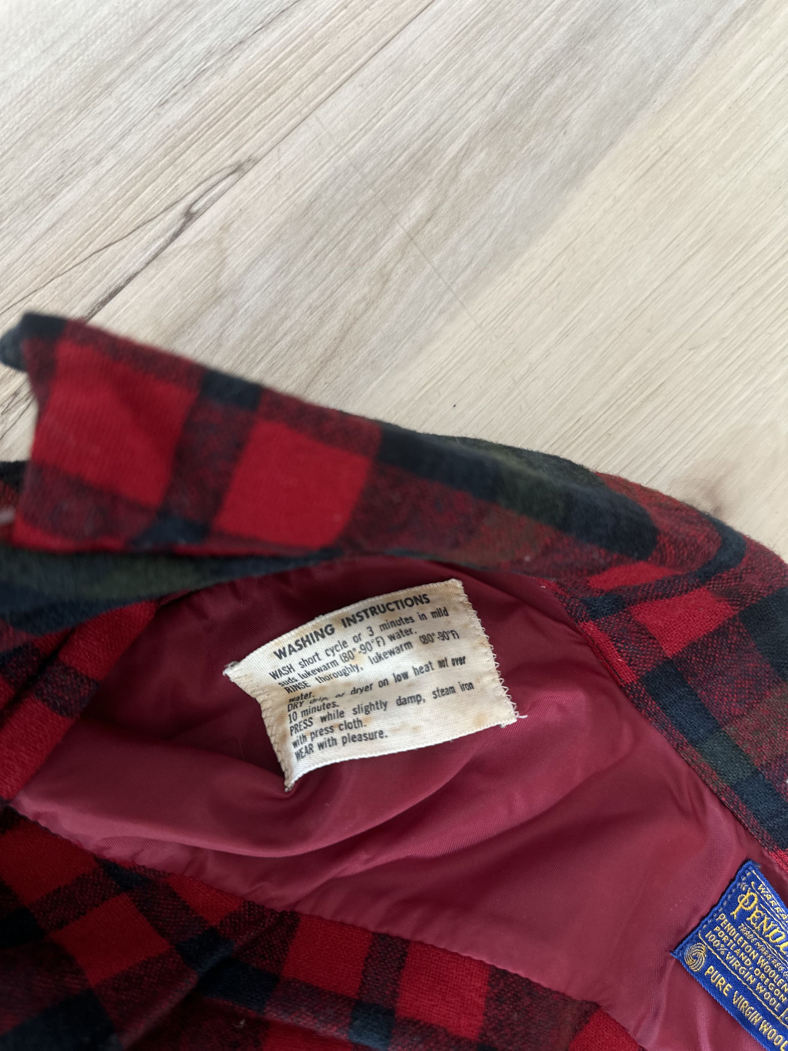 Pendleton Vintage Pendleton Red Plaid Wool Flannel Button Up XL Size US XL / EU 56 / 4 - 6 Thumbnail