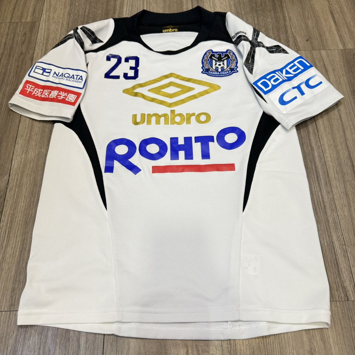 Umbro Osaka Gamba player issued /worn training jersey #23 Size US S / EU 44-46 / 1 - 1 Thumbnail
