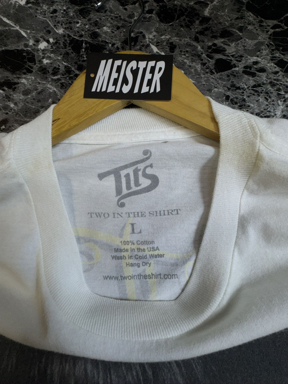 Two In The Shirt T.i.t.s ( two in the shirt) the rosa banana tee Size US L / EU 52-54 / 3 - 5 Thumbnail