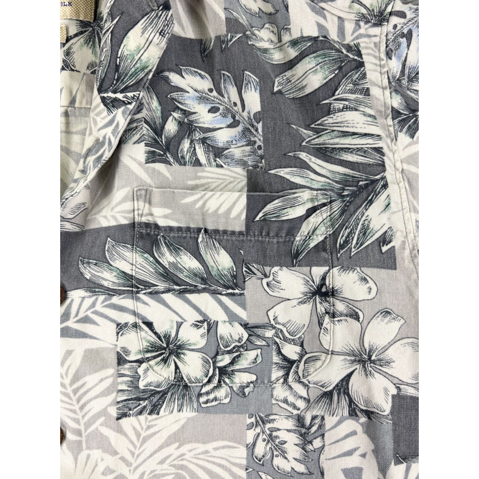 Tommy Bahama Tommy Bahama Shirt Men Small Gray Floral Silk Button-Up Short Sleeve Vacation Aloha Beach Resort - Mens Size US S / EU 44-46 / 1 - 6 Thumbnail