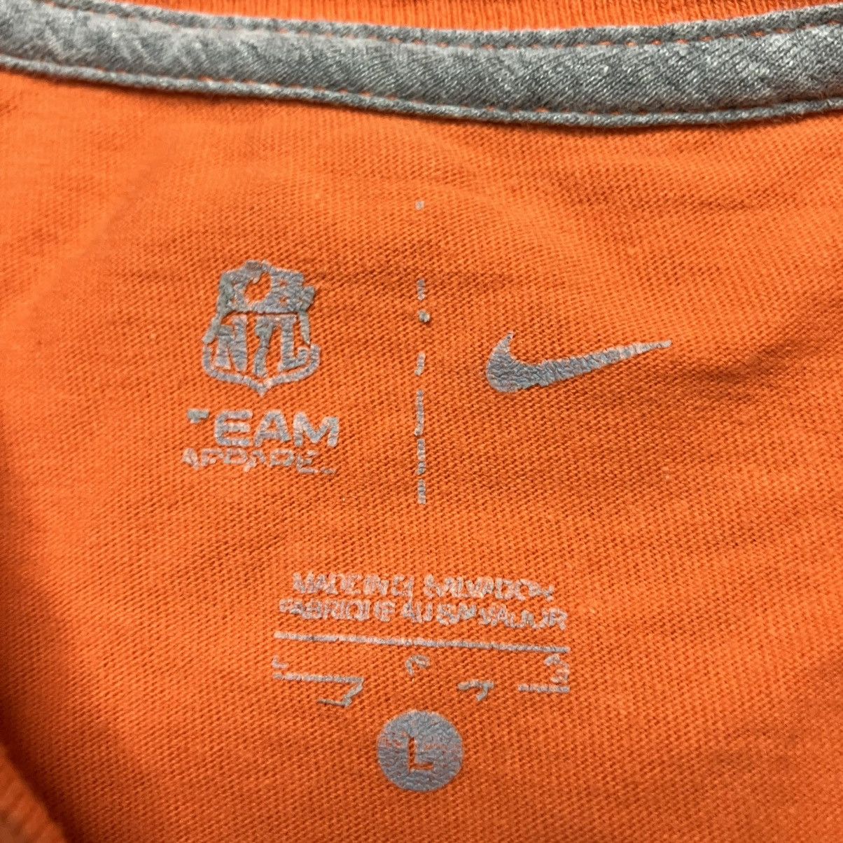 NFL × Nike Nike Denver Broncos NFL Football Graphic T Shirt Size US L / EU 52-54 / 3 - 5 Thumbnail