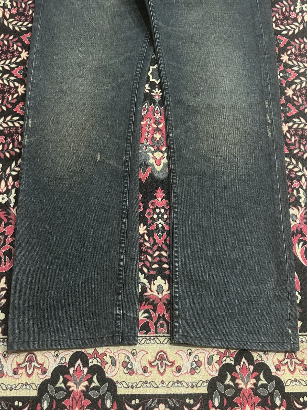 Armani Armani Exchange Dark Whisker Washed Straight Leg Jeans Size US 31 - 11 Thumbnail