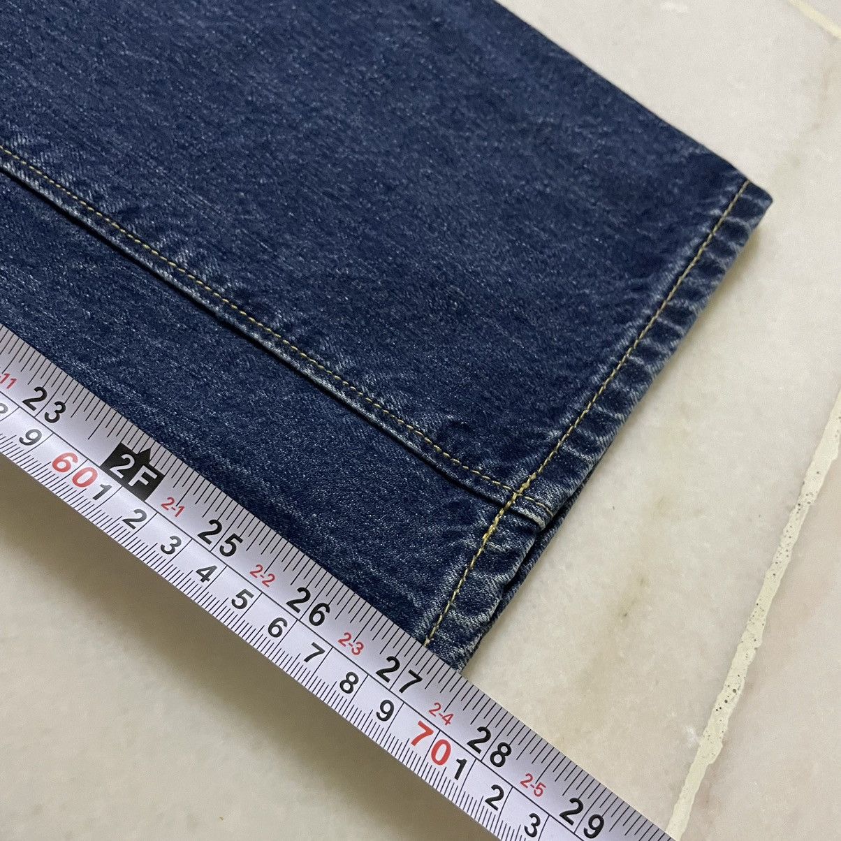 Japanese Brand ORIGINAL JAPANES GU DENIM LOOSE STRAIGHTCUT (28×39) Size US 28 / EU 44 - 14 Thumbnail