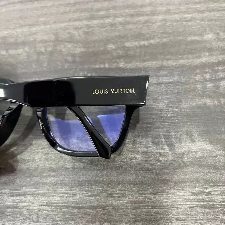 Louis Vuitton Louis Vuitton Side logo black frame glasses Size ONE SIZE - 6 Thumbnail