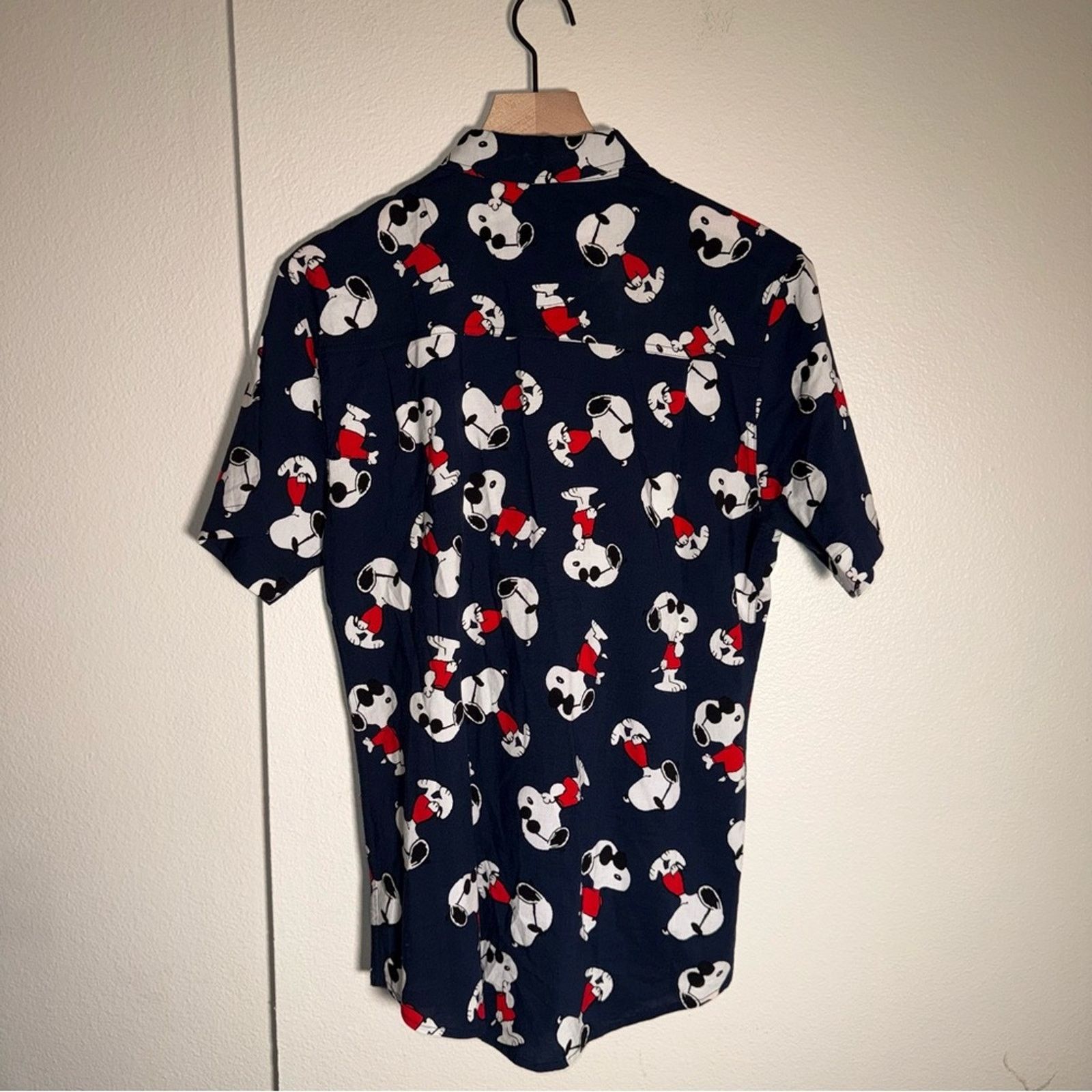 Peanuts PEANUTS snoopy print lightweight fandom button up shirt S Size US S / EU 44-46 / 1 - 3 Thumbnail