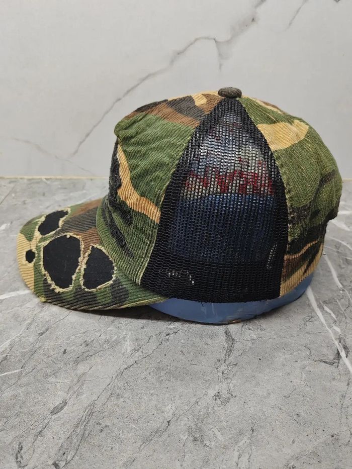 Japanese Brand Vintage Skulls Camo Style Trucker Cap Hat Size ONE SIZE - 4 Thumbnail