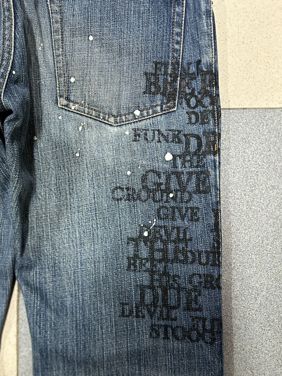 Japanese Brand Vintage Edge Rupert Skull Scriptures Jeans Size US 32 / EU 48 - 9 Thumbnail