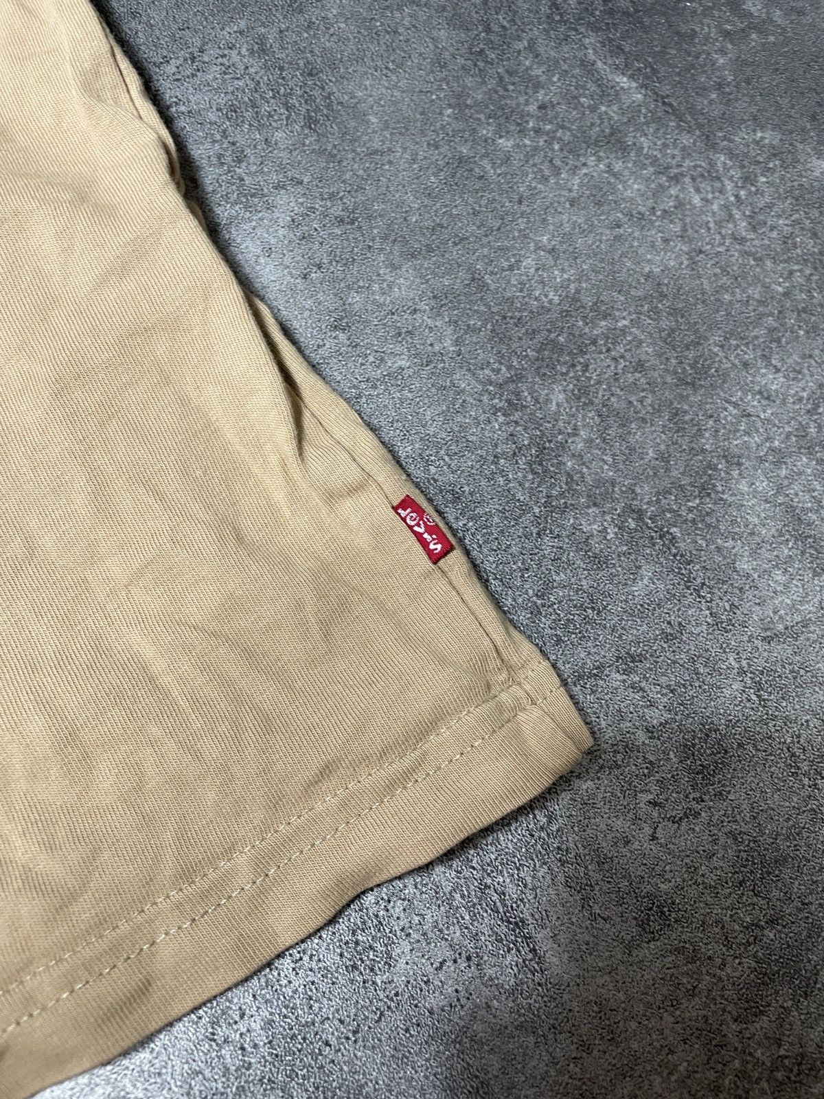 Levi's × Vintage 🔥Offers🔥Levis Tee Spellout Hype Streetwear Size US L / EU 52-54 / 3 - 5 Thumbnail