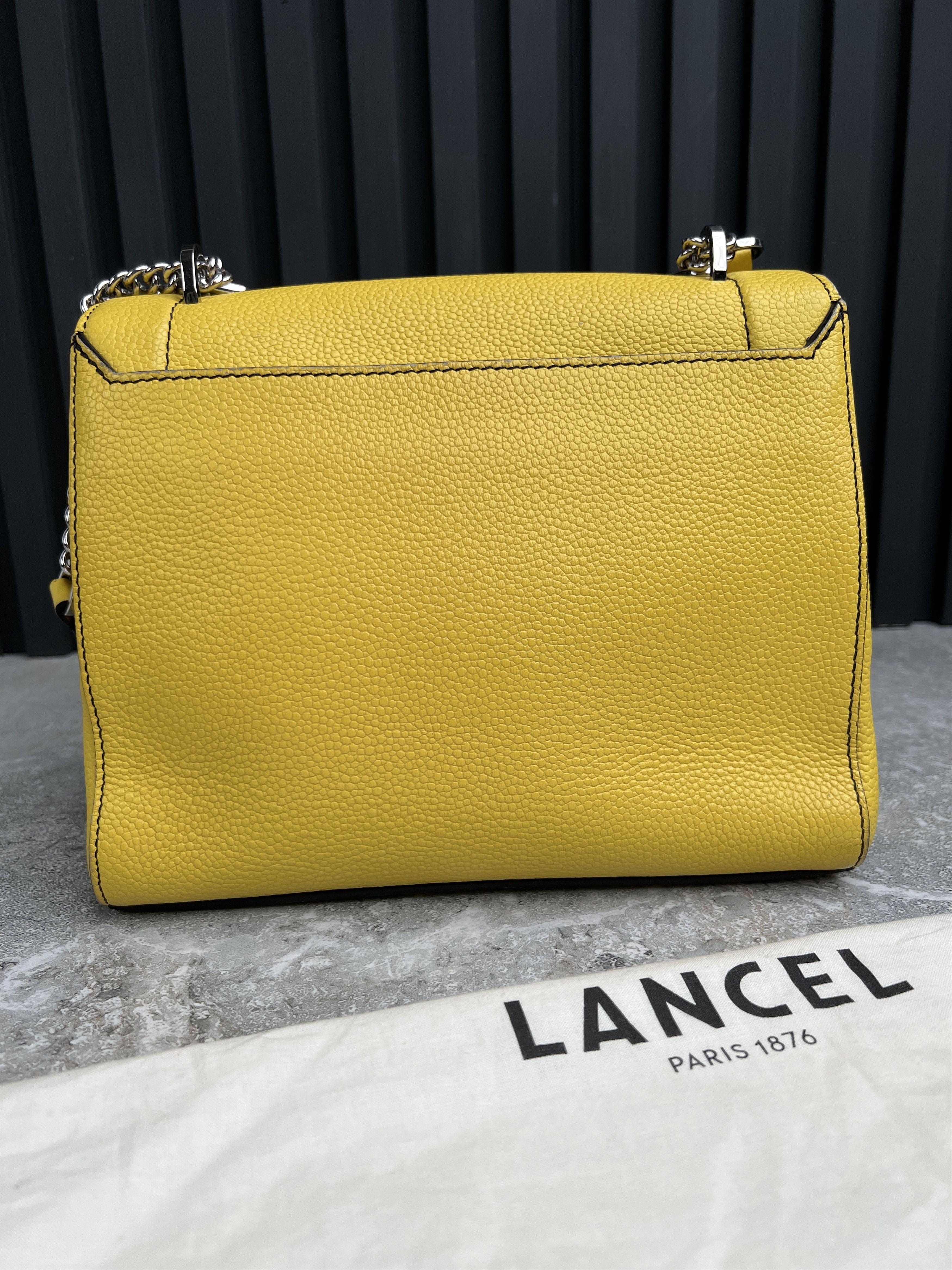 Lancel Ninon De Lancel Flap Bag Handbag Crossbody Shoulder Bag Size ONE SIZE - 5 Thumbnail