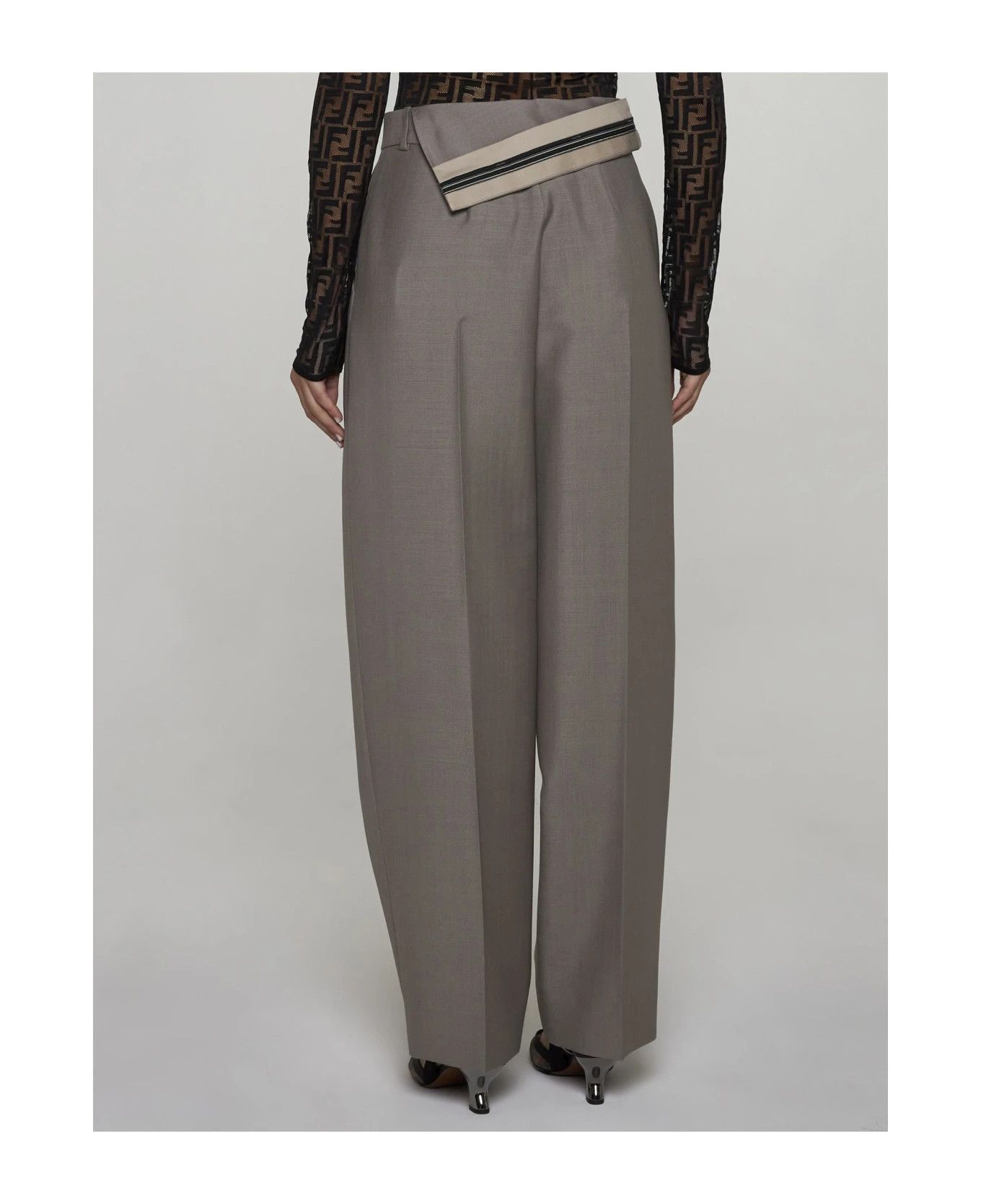 Fendi o1s1wg110426 Trousers in Grey Size 27" / US 4 / IT 40 - 3 Thumbnail